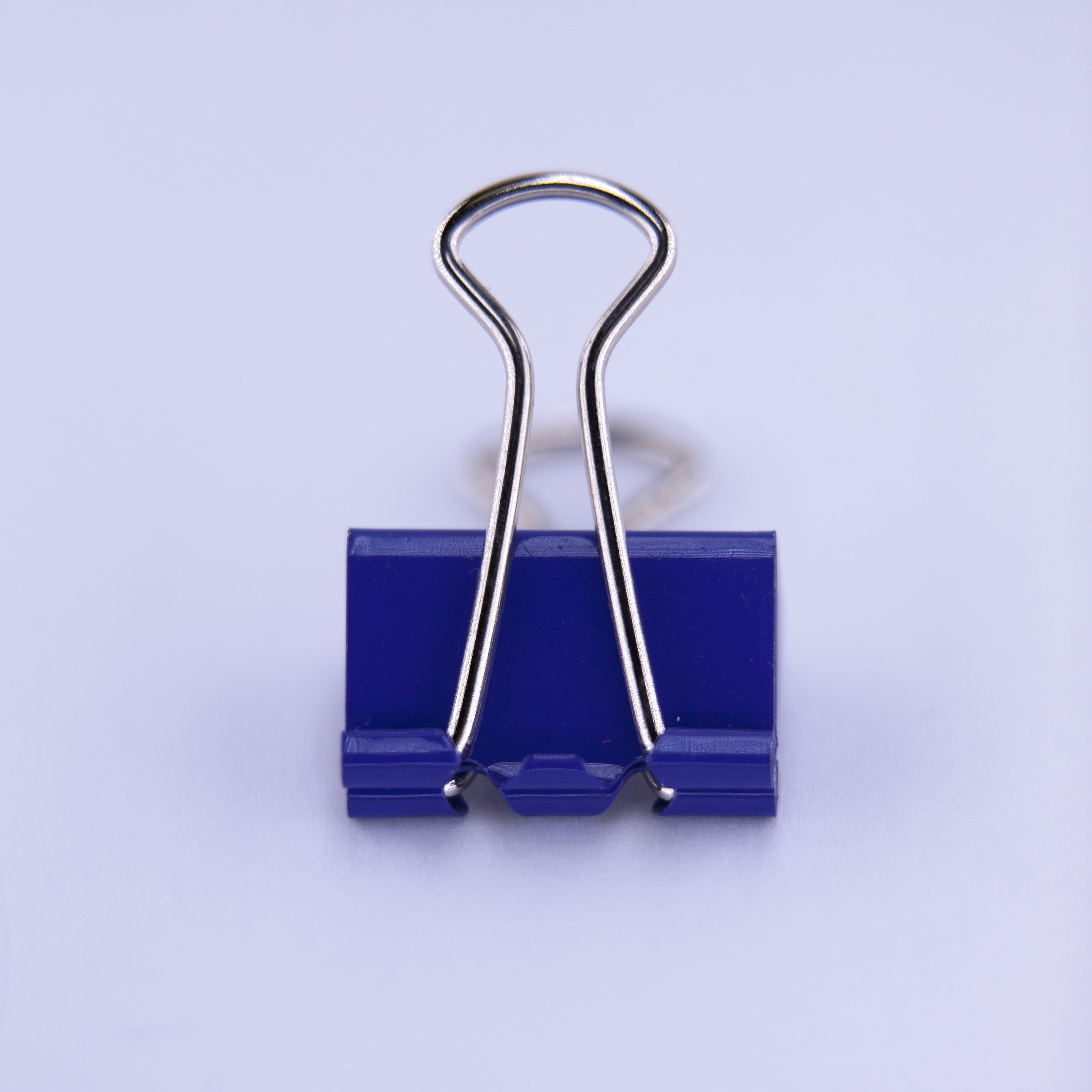 group of objects, colored background, studio shot, purple, close-up, blue, still life, simplicity, white background, clip, single object, blue background, Phone HD Wallpaper