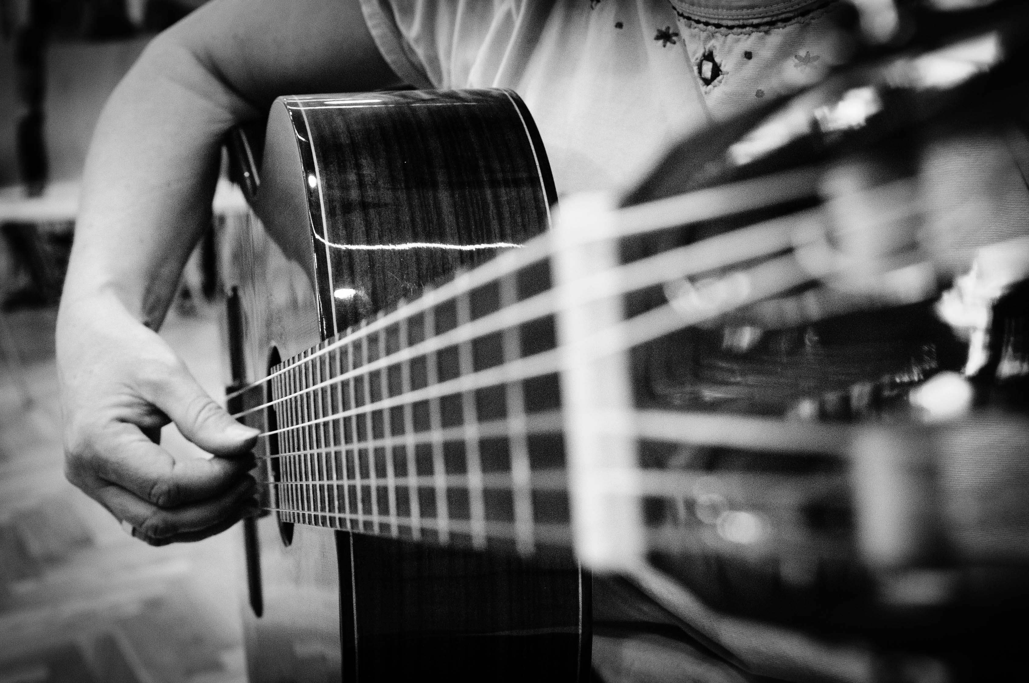one Person, selective focus, human Finger, arts And Entertainment, chord, artist, 2K, string Instrument, arts culture and entertainment, close-up, person, HD Wallpaper