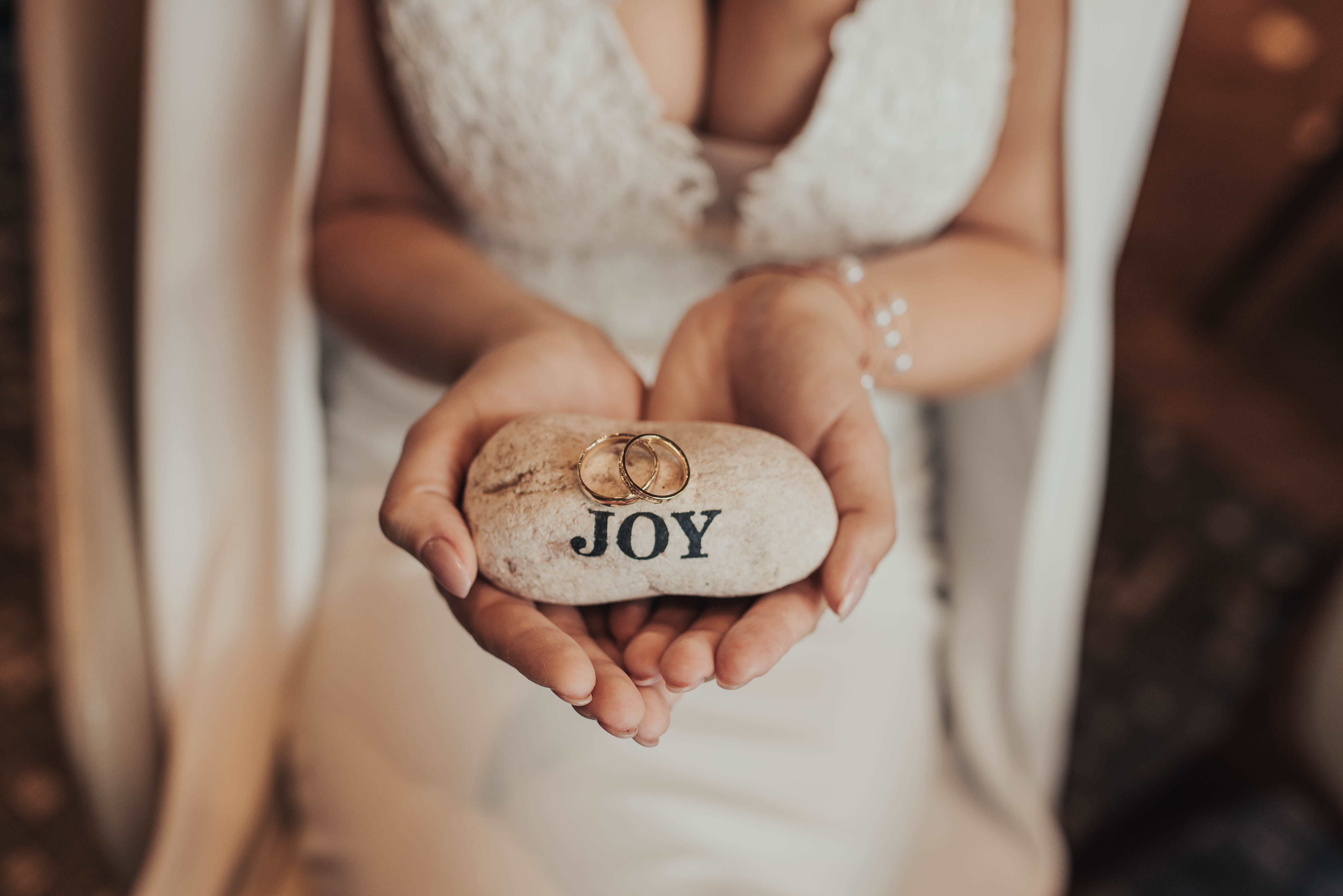 cookie, 5K, stone, person, human, lace, lifestyles, heart shape, food, dress, figurine, real people, furniture, women, car seat, holding, wearing, positive emotion, HD Wallpaper