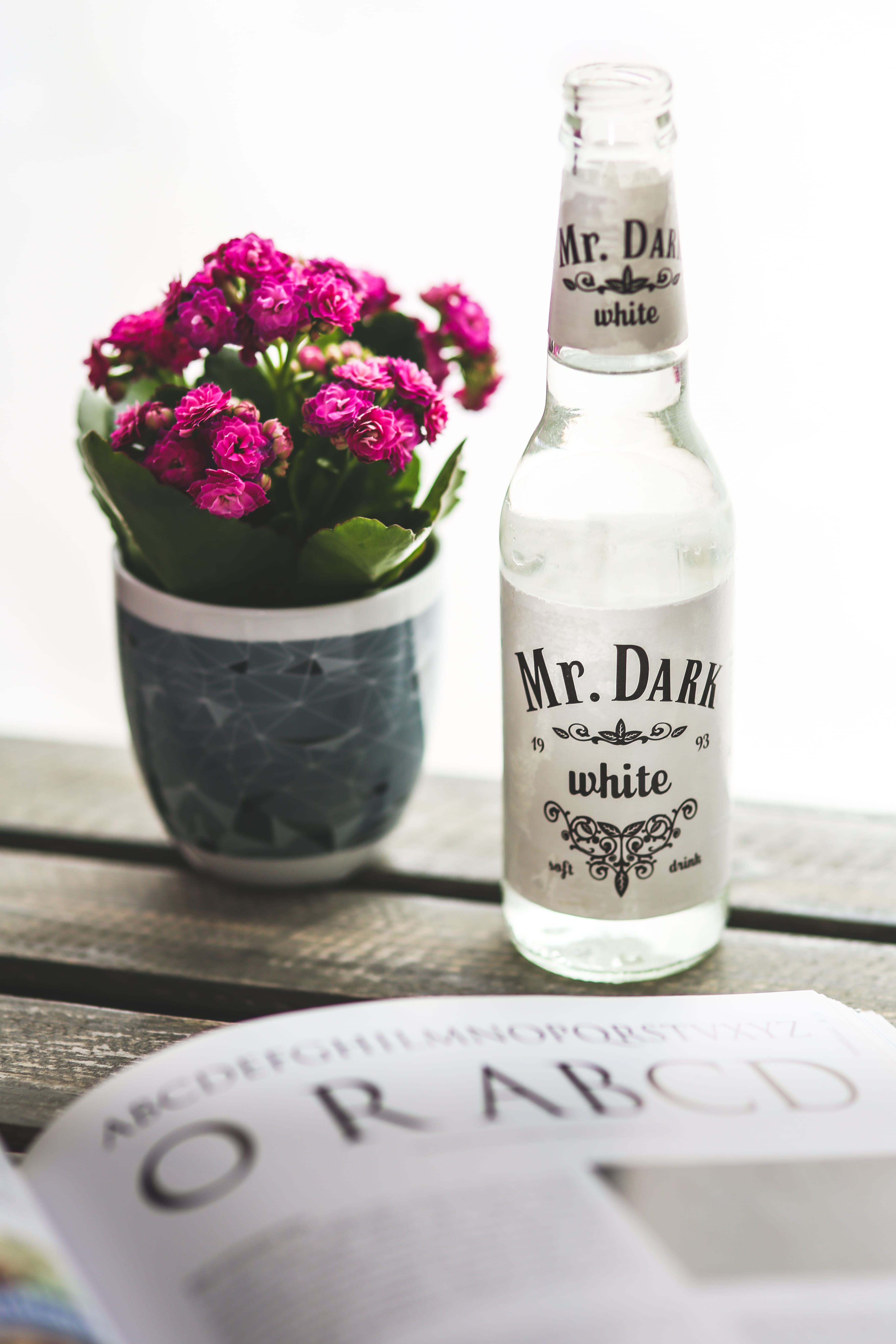 polish, summer, food, plant, message, money, drinking, finance, pot, white, close-up, container, drink, glass, indoors, freshness, label, nature, cola, Phone HD Wallpaper