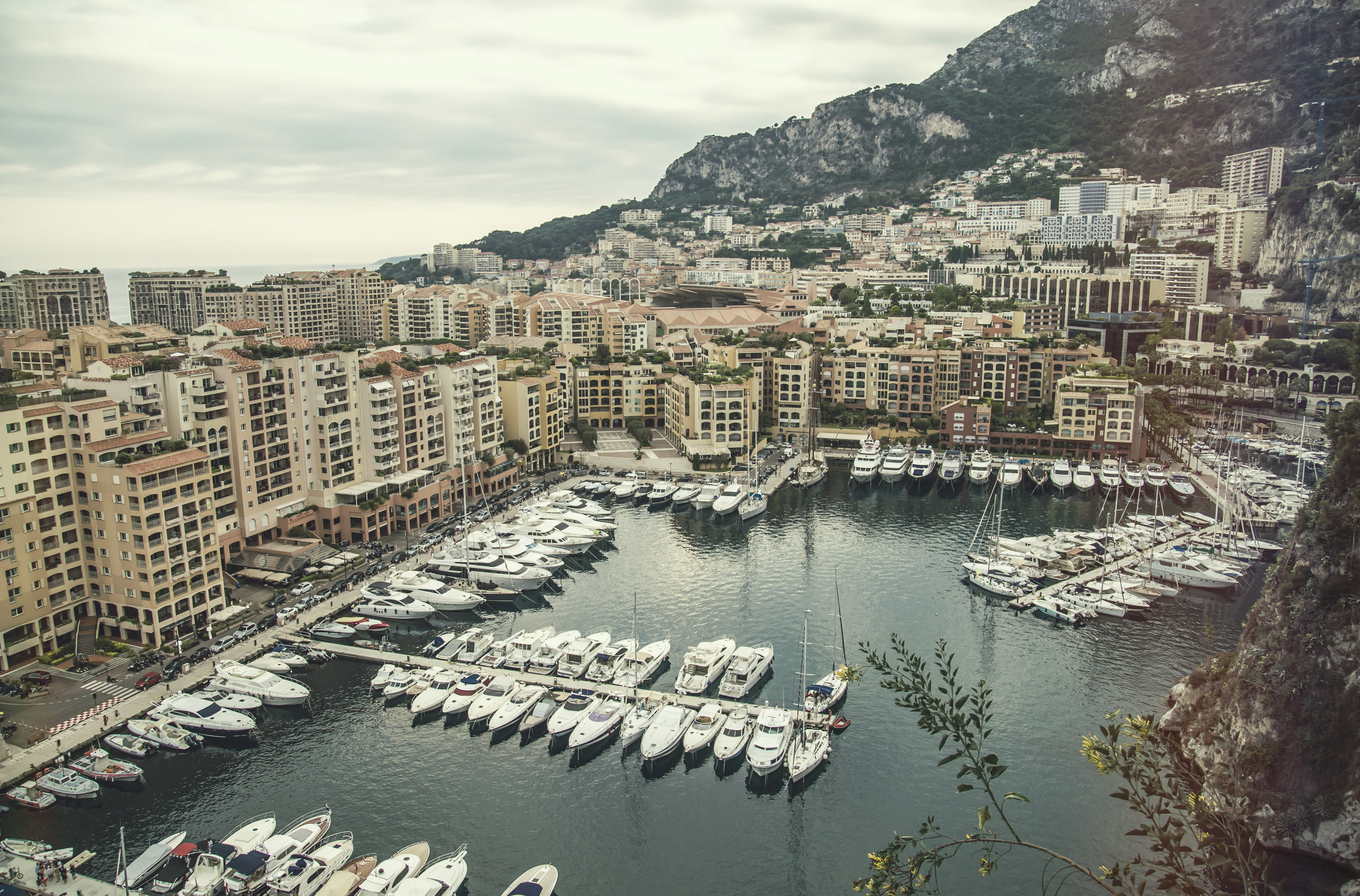 crowded, famous, day, cityscape, riviera, nature, europe, body, building exterior, crowd, city, france, vacation, urban Scene, nautical vessel, wealth, HD Wallpaper