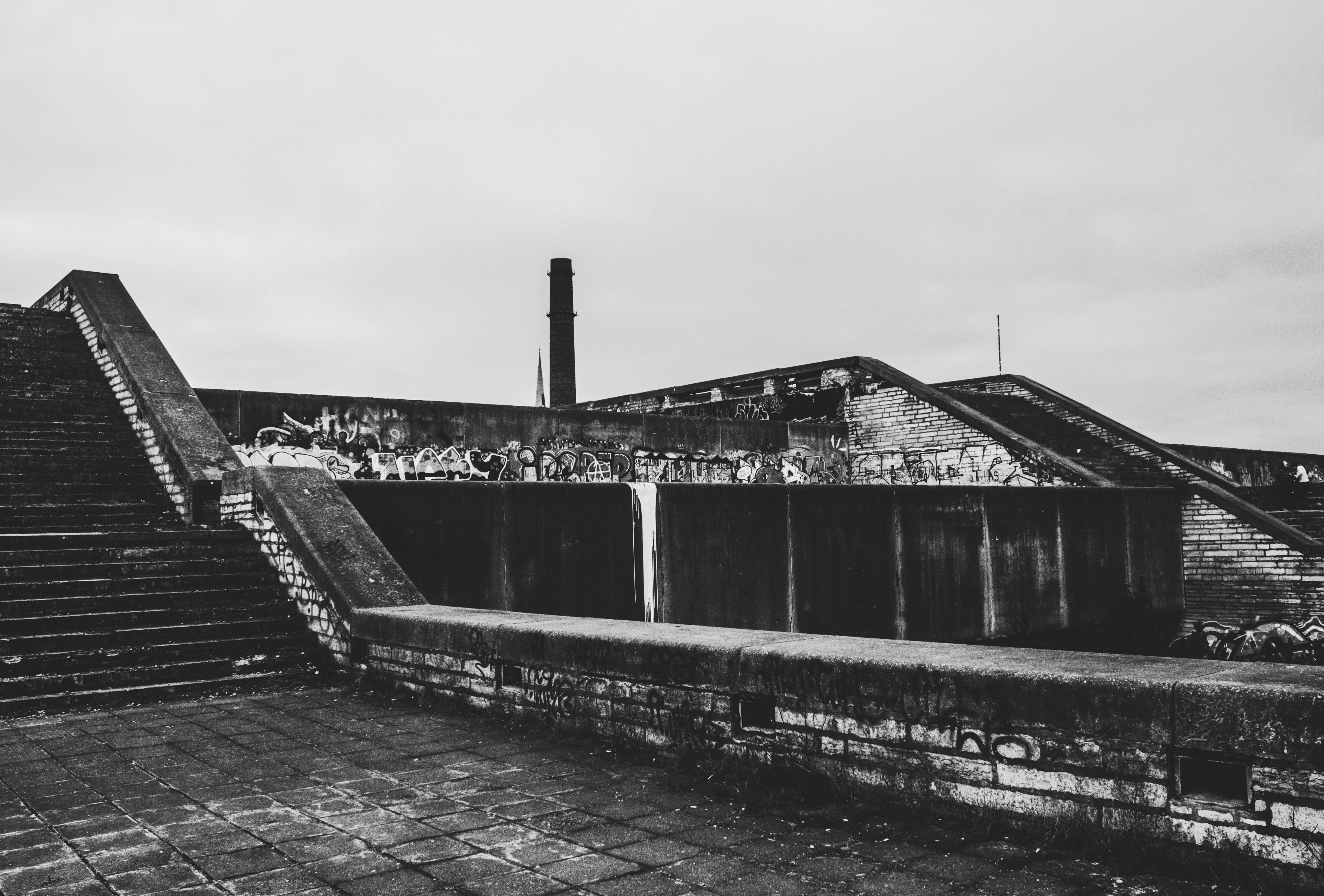 abandoned building, outdoors, built structure, staircase, history, black-and-white, grayscale, absence, day, steps and staircases, building, railing, old, HD Wallpaper