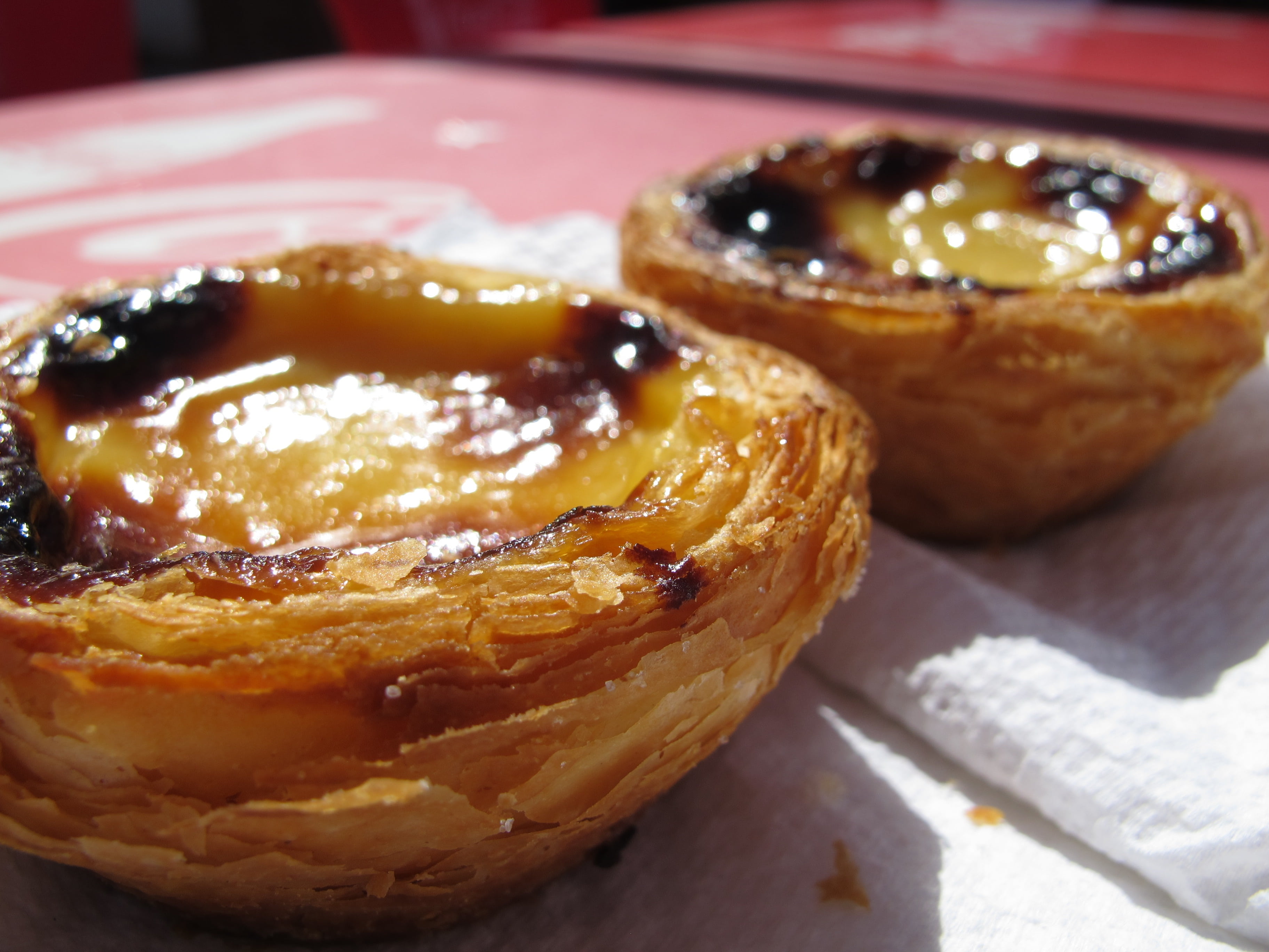 baked, food, muffin, sweet food, indulgence, comfort food, still life, no people, cake, temptation, focus on foreground, dessert, sweet, 2K, tarts, pastel de natal, HD Wallpaper