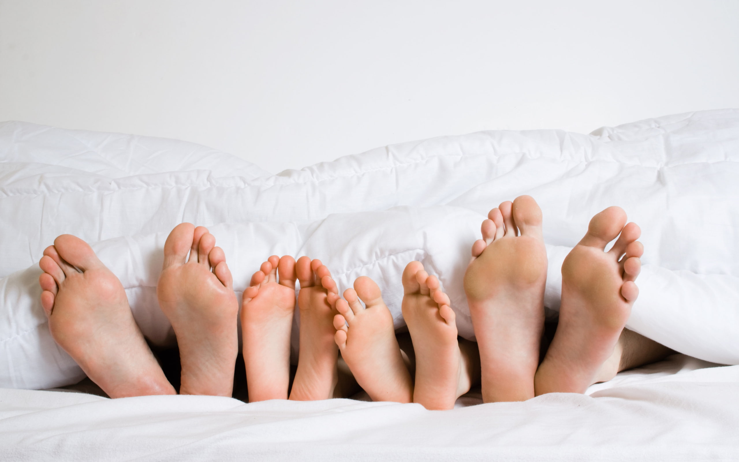 people, 2K, eight, photography, hd, foot, human, HD Wallpaper