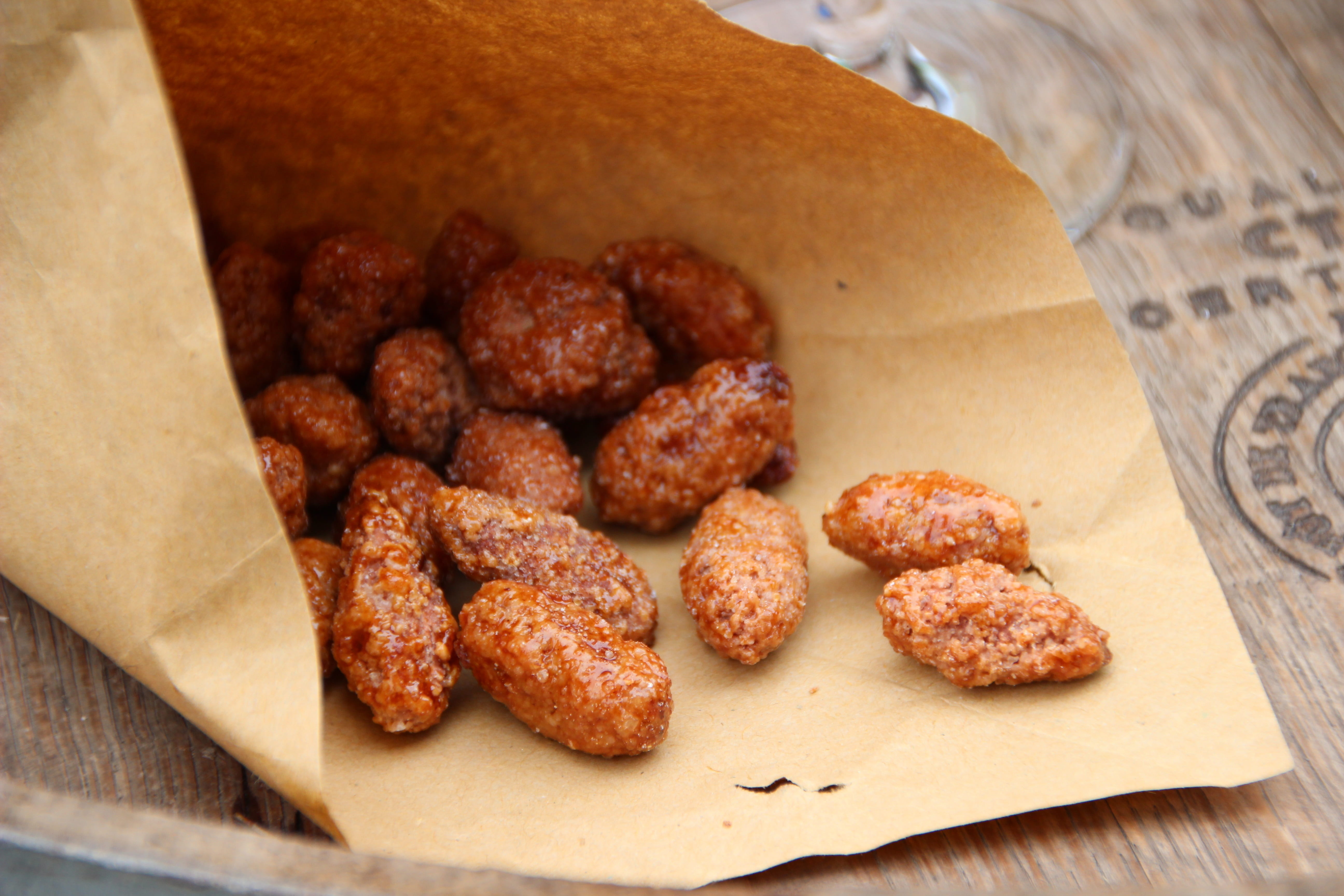 snack, freshness, food, paper, street food, food and drink, still life, wax paper, almonds, burned, burnt almonds, year market, fried, peanut, 5K, nibble, HD Wallpaper
