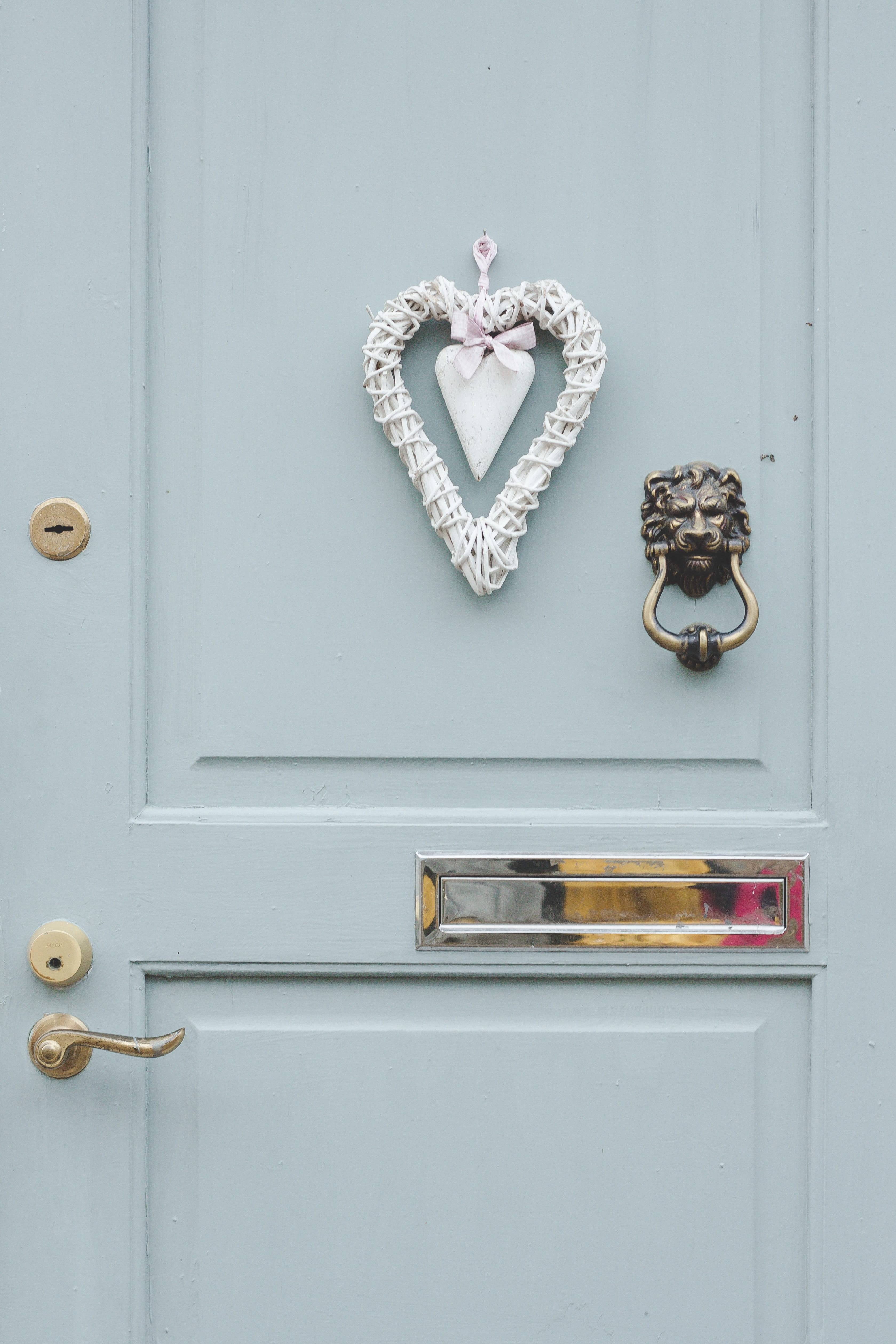 wreath, door, silver colored, decoration, closed, entrance, no people, white color, safety, mail slot, luxury, security, close-up, handle, metal, decor, Phone HD Wallpaper