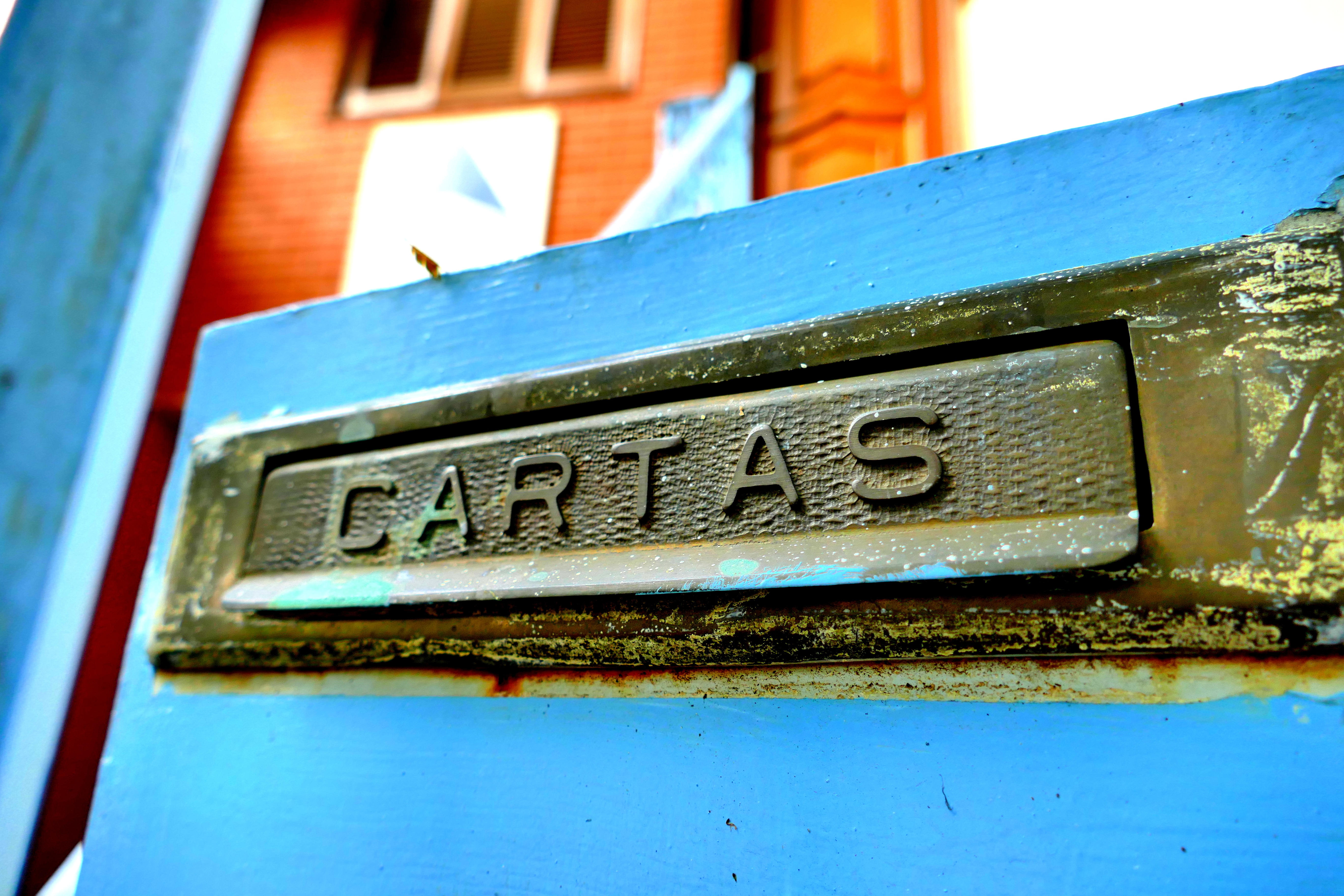 metal, text, public mailbox, mail, maildrop, no people, mailslot, engraved, built structure, decay, western script, cartas, communication, old, bronze, HD Wallpaper