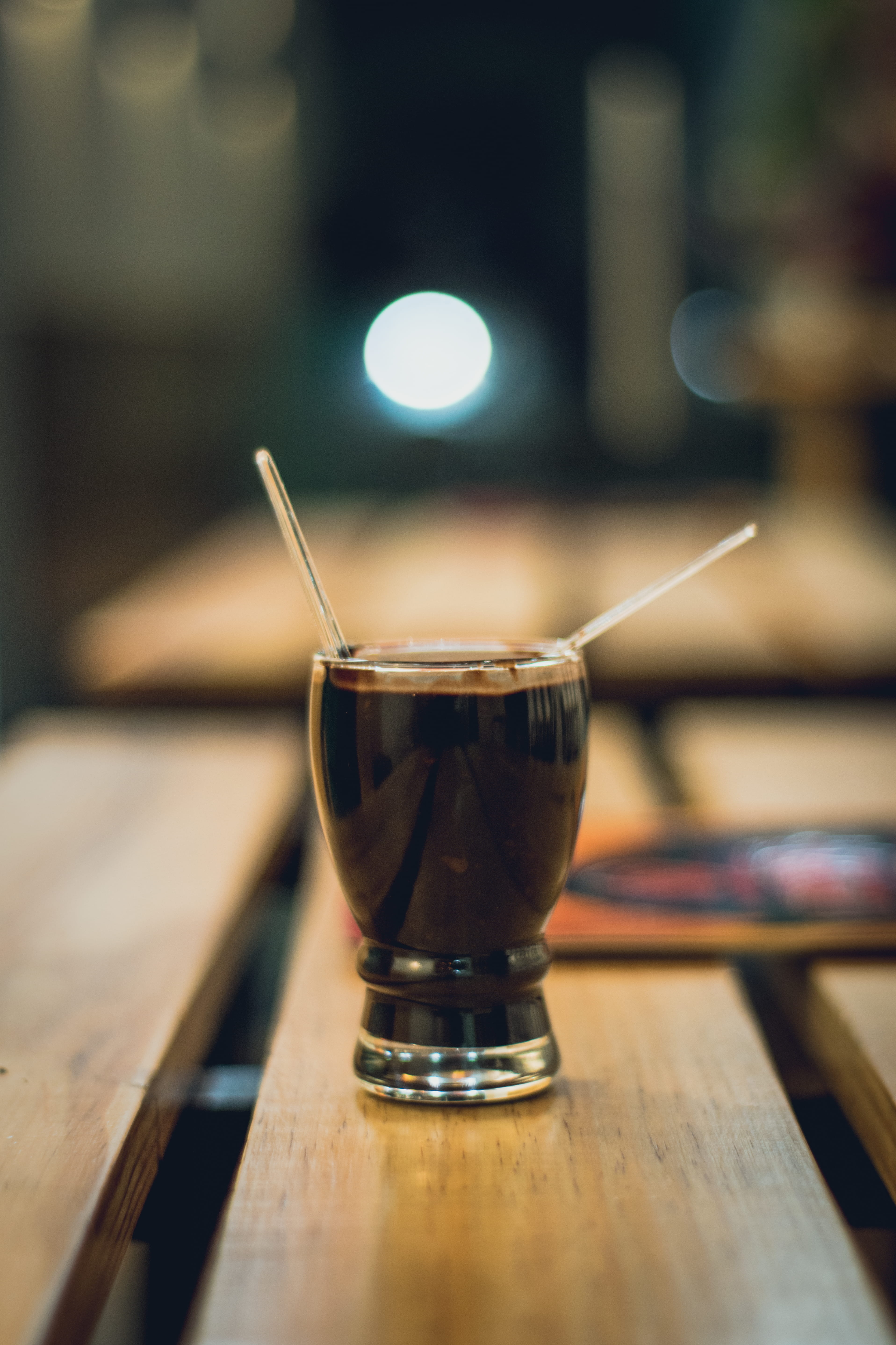 tea, table, restaurant, turkish, focus on foreground, selective focus, food photography, household equipment, tea glass, refreshment, 5K, coffee, cafe, Phone HD Wallpaper
