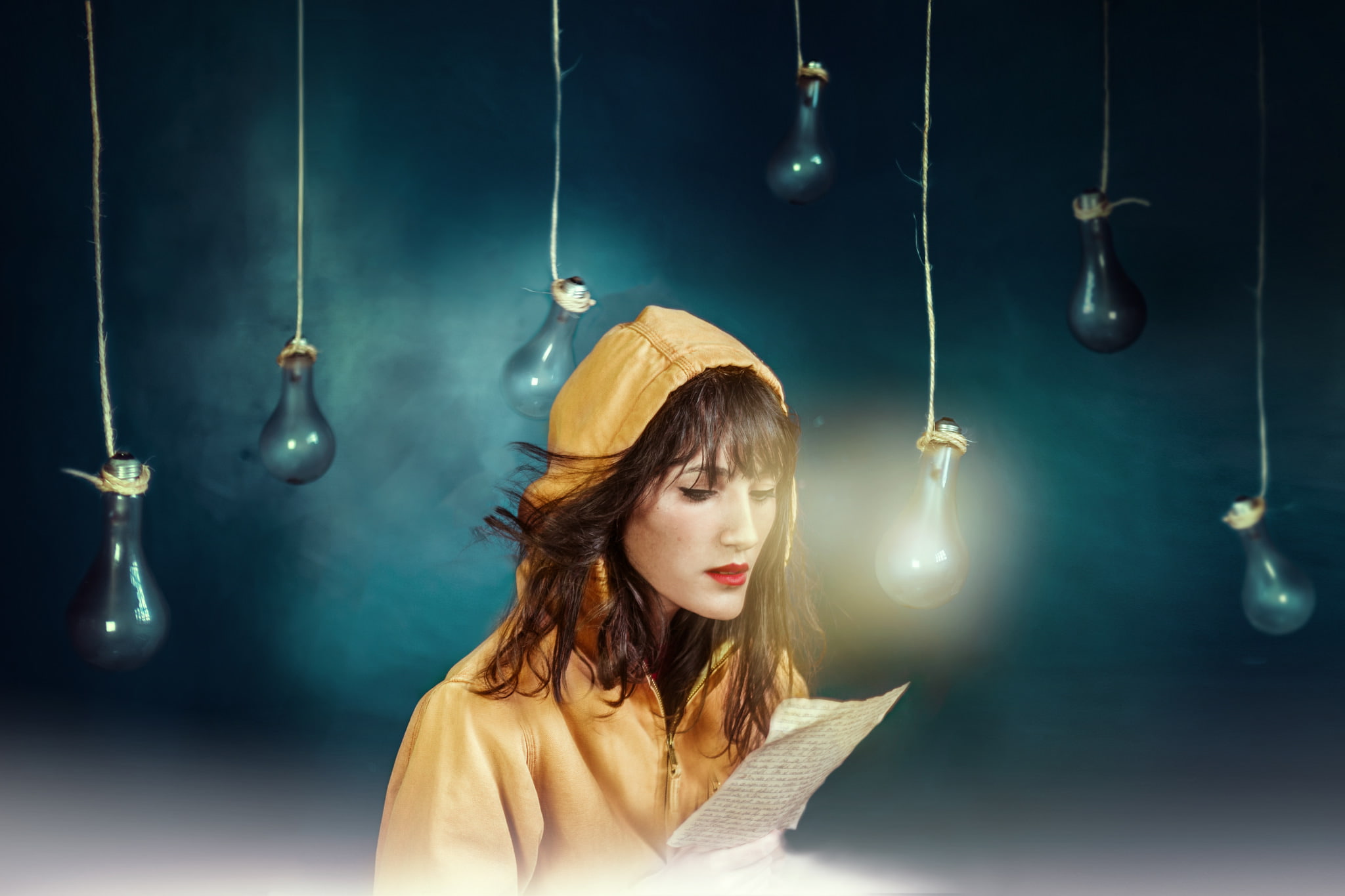 hair, one person, lightbulb, 1080P, illuminated, hanging, beautiful woman, lifestyles, young women, hairstyle, holding, beauty, long hair, model, indoors, HD Wallpaper