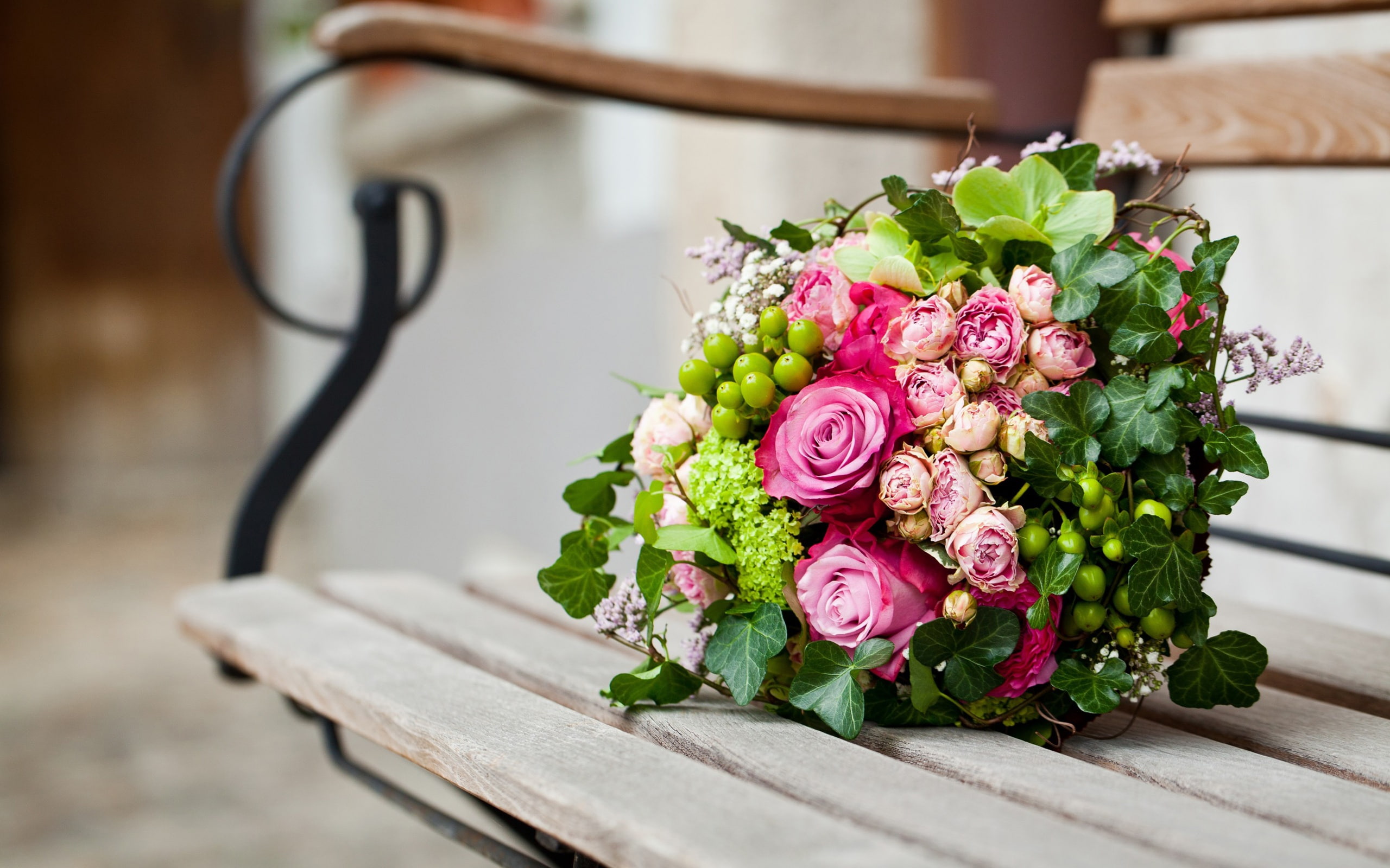 Bouquet, 2K, Rose, Pink, Bench, bouequet, HD Wallpaper