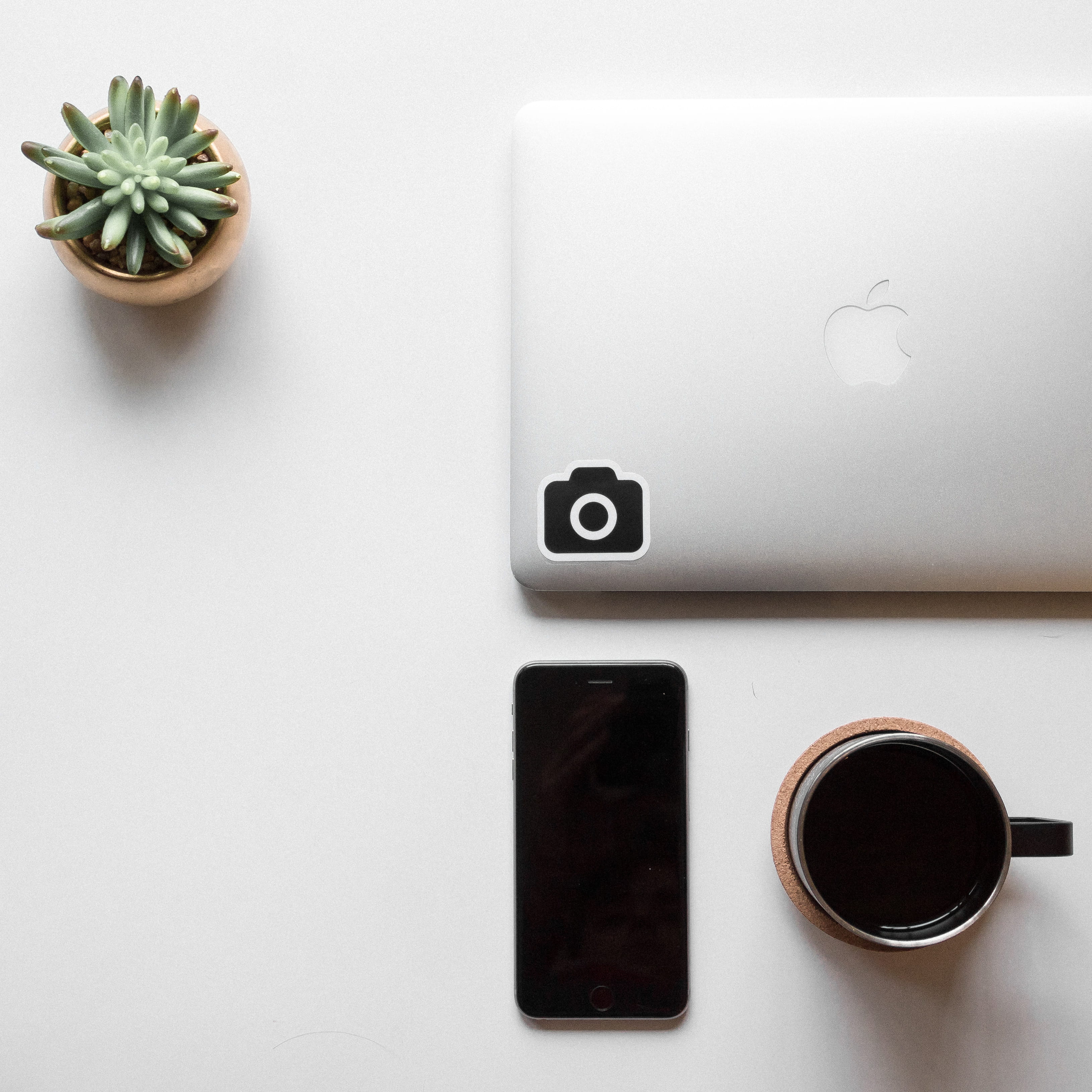 nomad, black coffee, digital, 2K, no people, food and drink, number, table, apple, remote, coffee - drink, winter, studio shot, fall, communication, high angle view, Phone HD Wallpaper