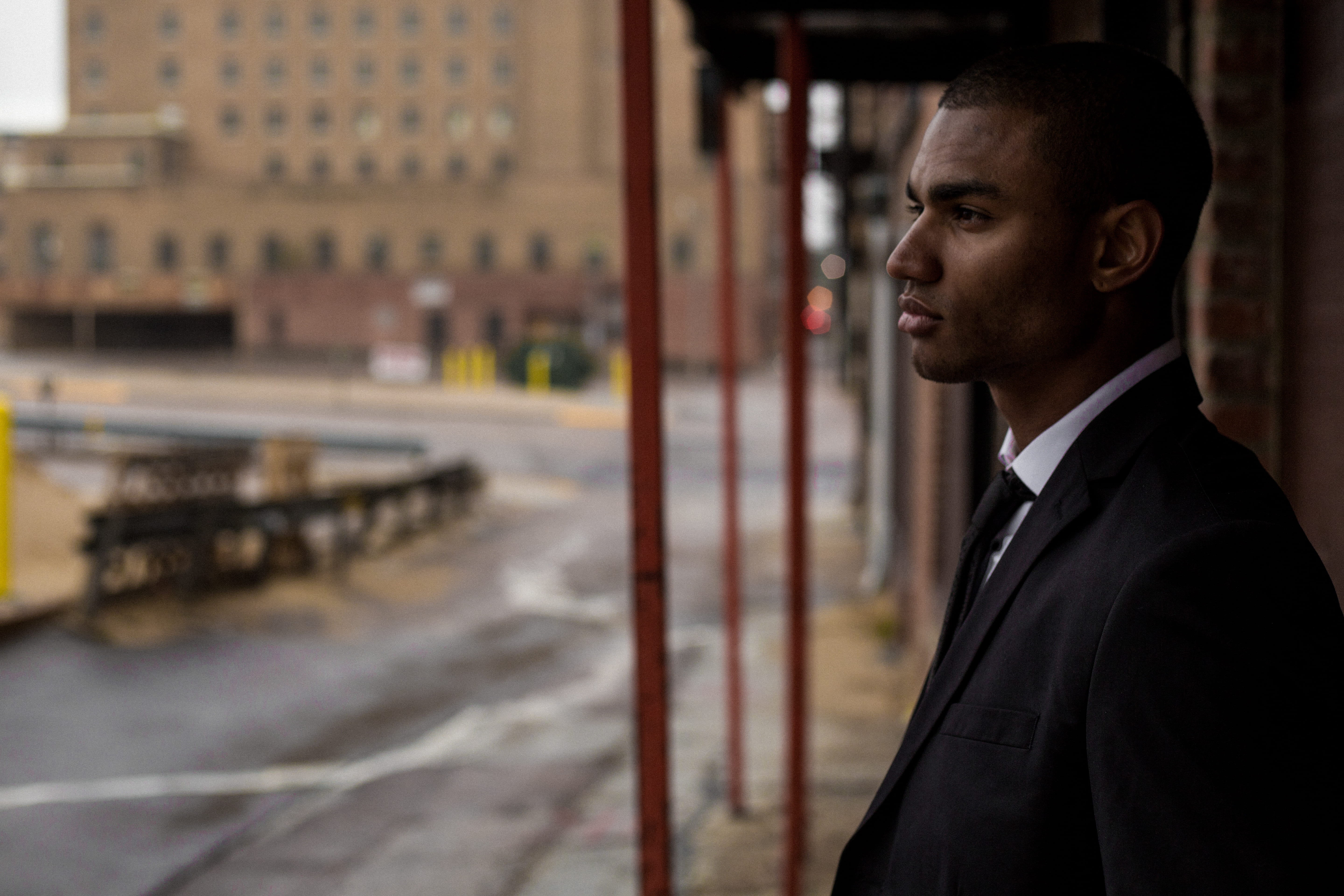 5K, rain, full suit, photography, pole, contemplation, formal businesswear, portrait, formalwear, young adult, urban, ebony, black, street, diversity, HD Wallpaper