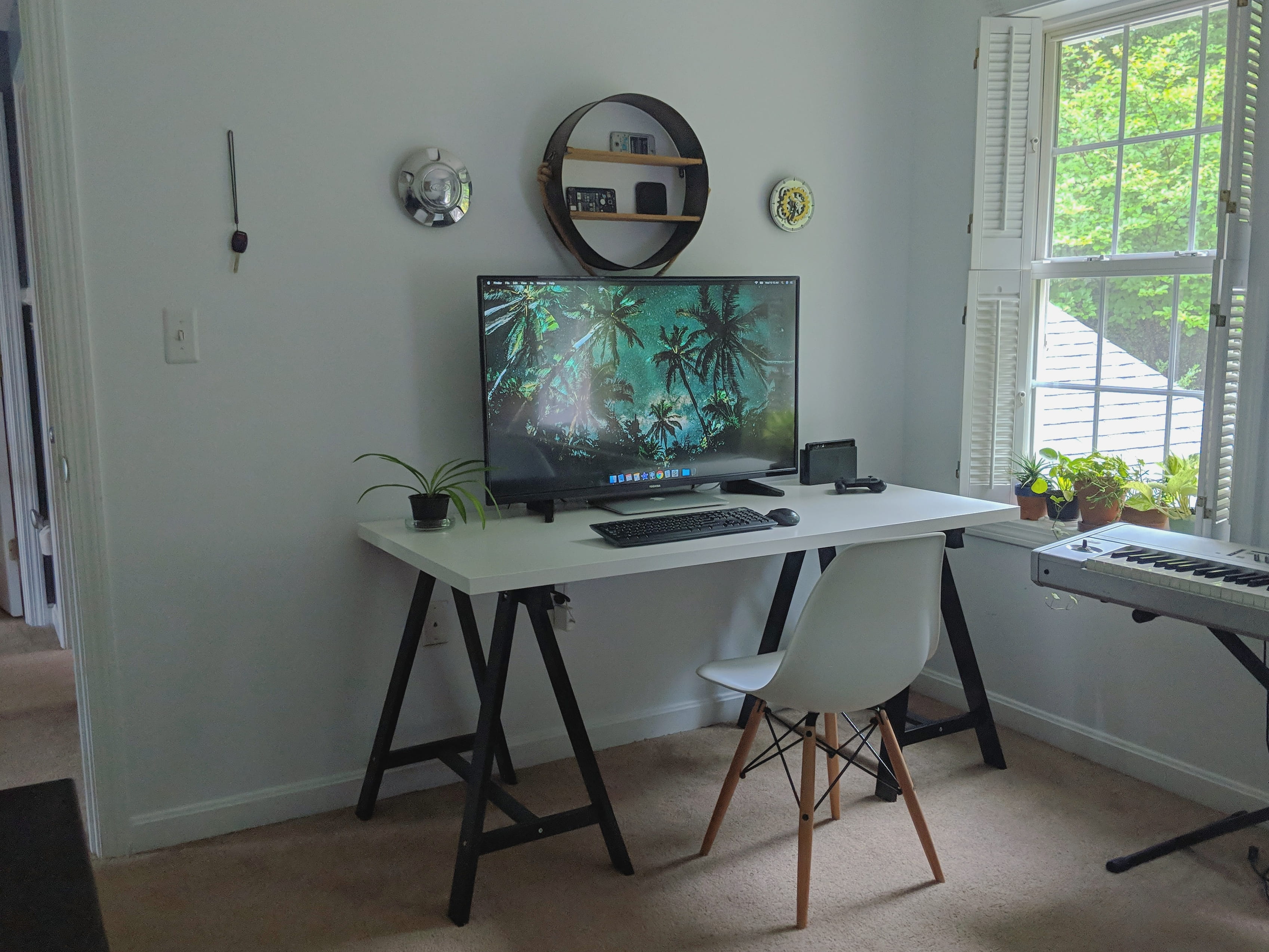 united states, chair, minimalist, wireless technology, computer, 307 middle branch rd, office, absence, desk setup, desk, domestic room, technology, day, HD Wallpaper