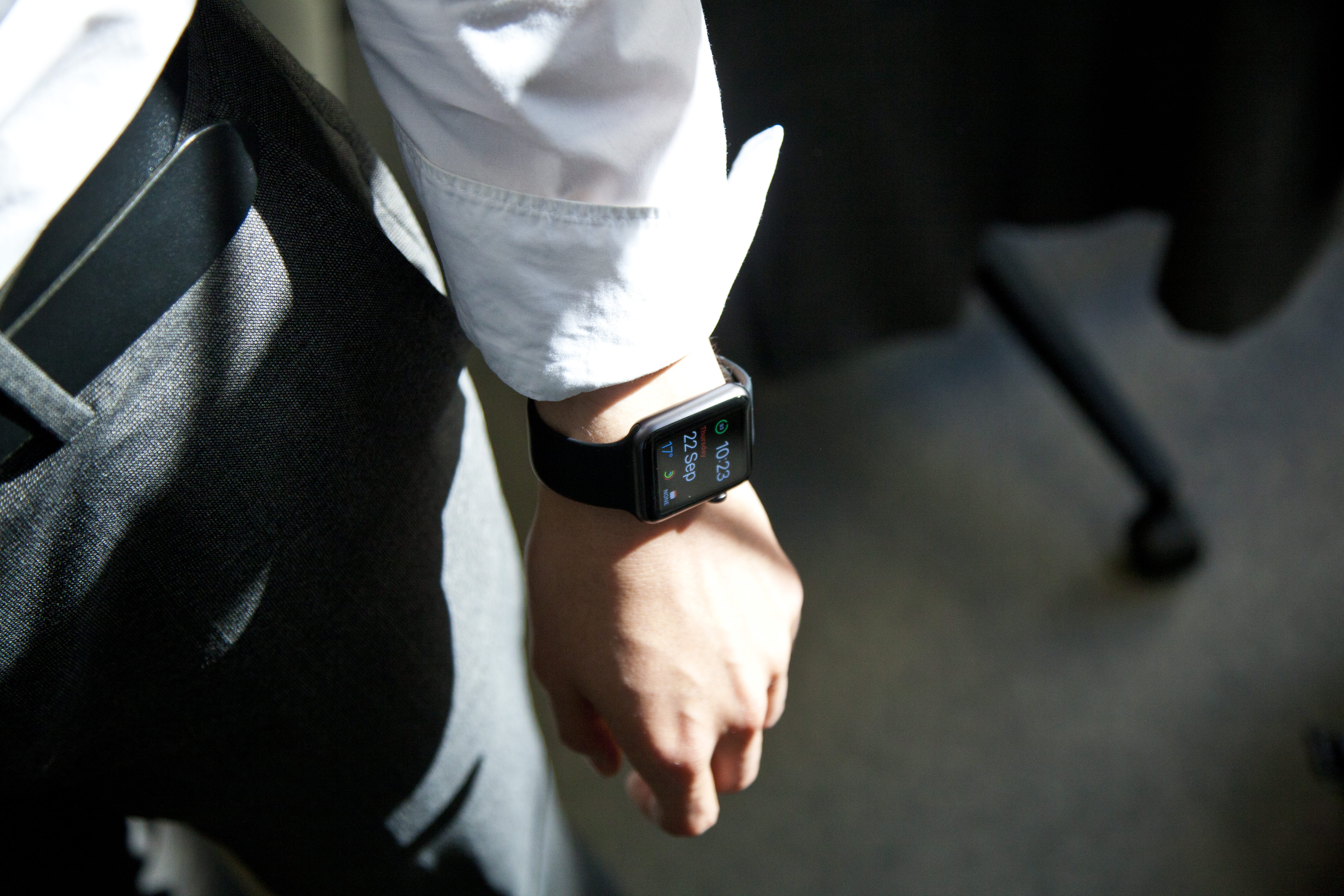 smartwatch, guy, wearing, communication, holding, shirt, smart, time, 5K, arm, hand, wrist, businessman, male, one person, wireless technology, person, HD Wallpaper