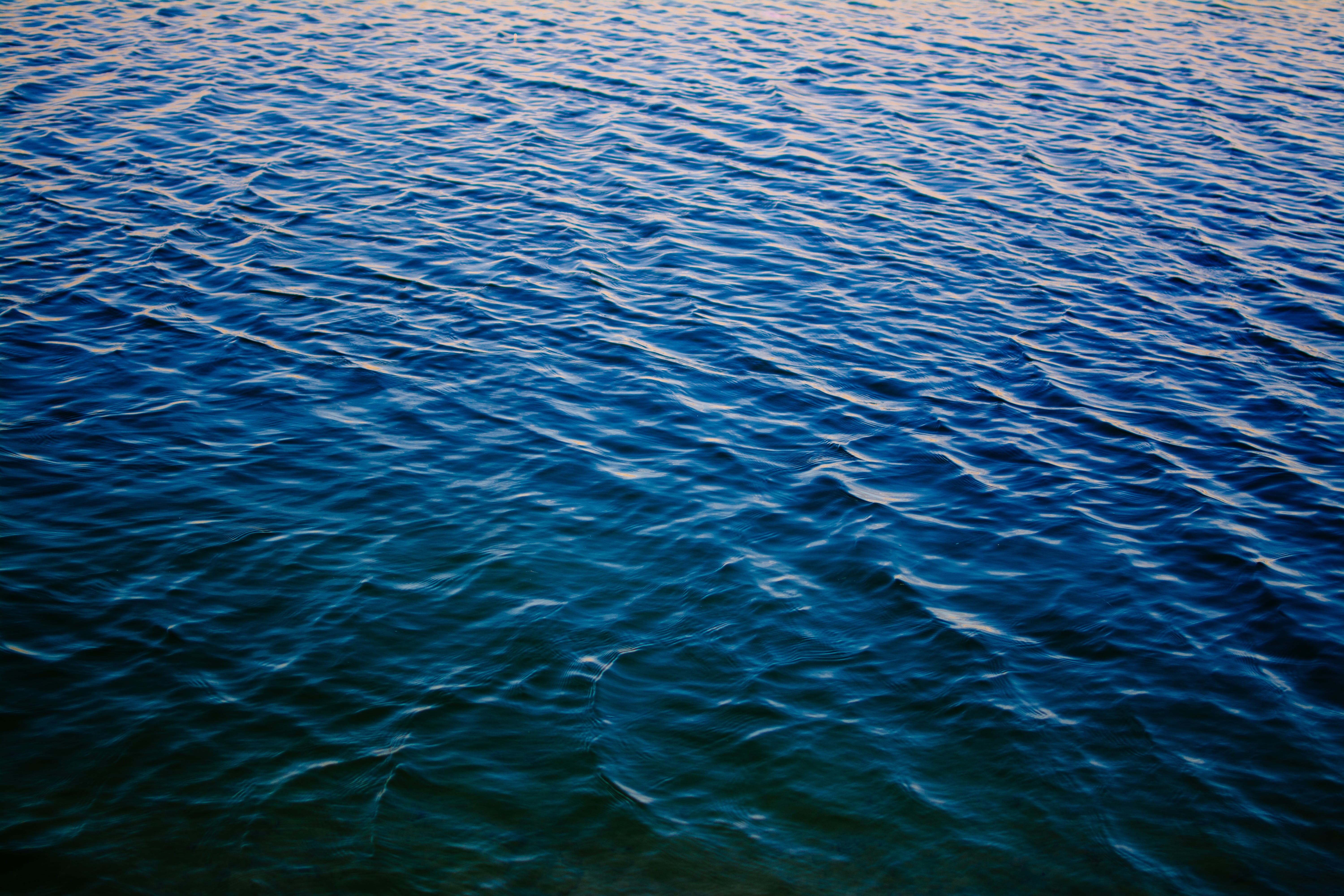 tranquil scene, marine, ripples, wave, full frame, backgrounds, body, ocean, 5K, wave pattern, tranquility, beauty in nature, outdoors, day, pattern, waterfront, HD Wallpaper