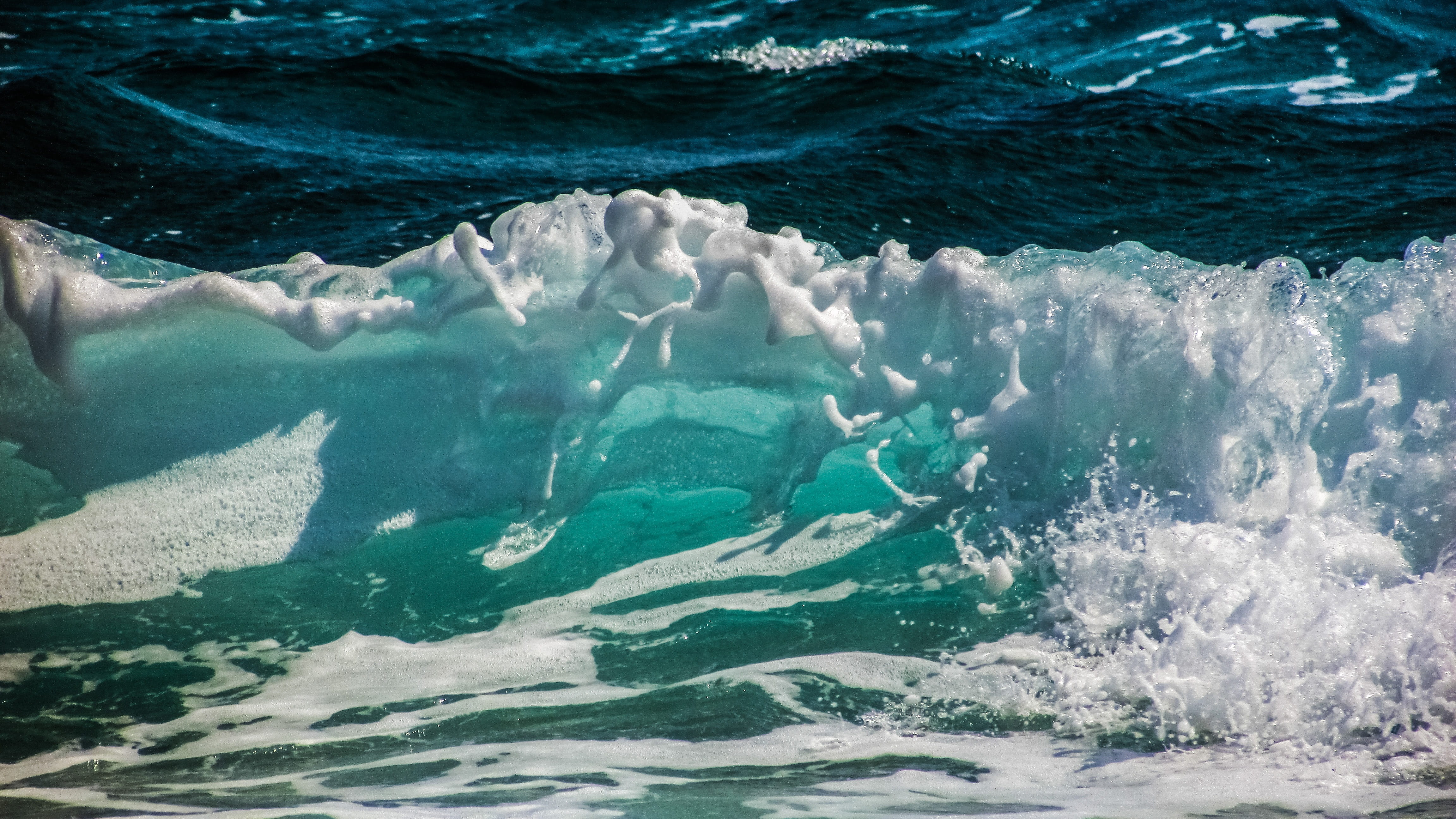 beach, water, tidal, turquoise colored, power in nature, energy, underwater, sea, no people, 4K, sport, land, blue, spray, waterfront, day, scenics - nature, HD Wallpaper