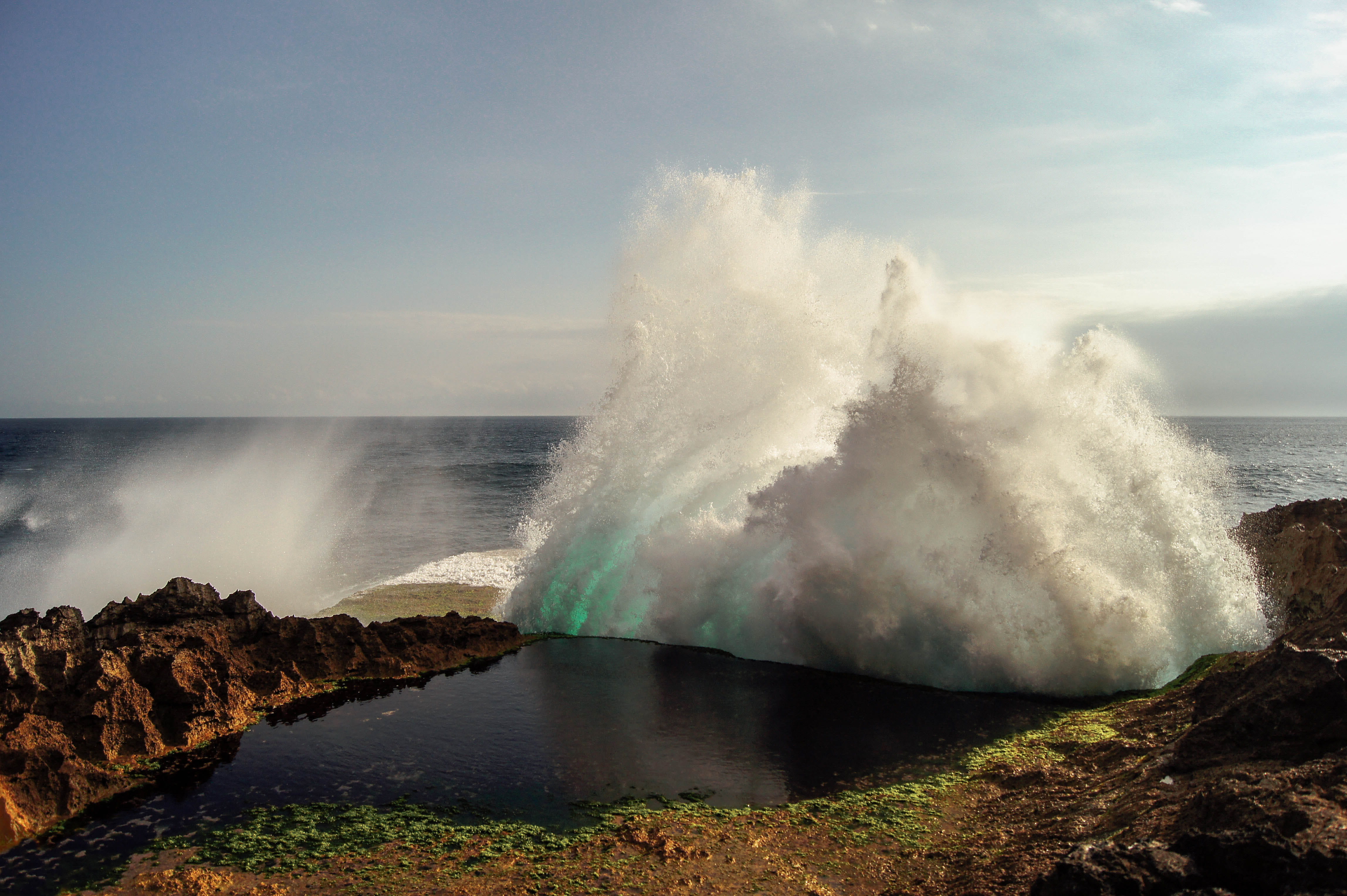 rock - Object, solid, illustration, power, rock, wind, sea, beach, scenics, wave, cloud - sky, water, spraying, atlantic Ocean, nature, hitting, spray, HD Wallpaper