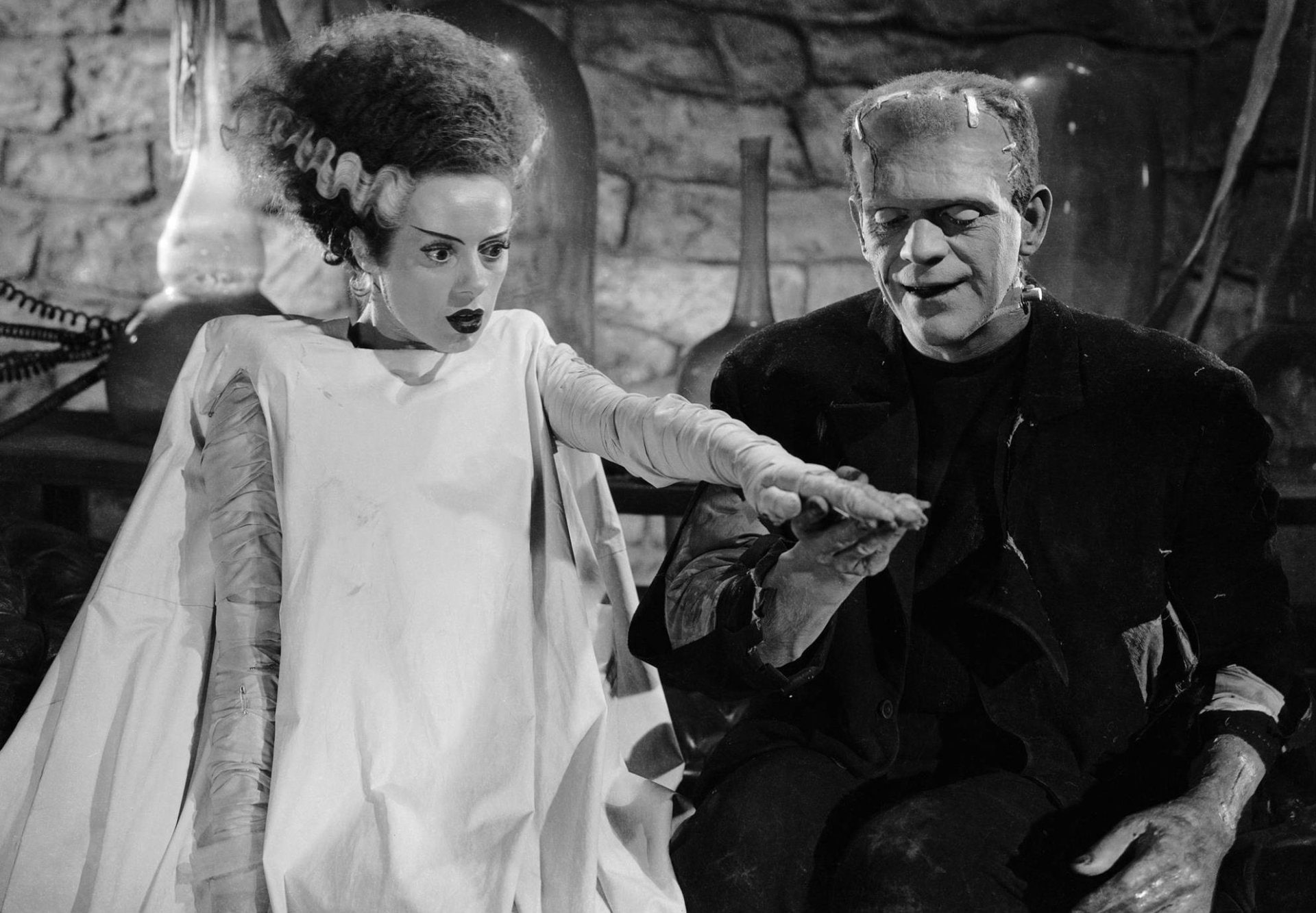 two people, Halloween, The Bride of Frankenstein, adult, Horror, emotion, family, 1080P, young adult, Bride of Frankenstein, real people, Movie, men, people, HD Wallpaper