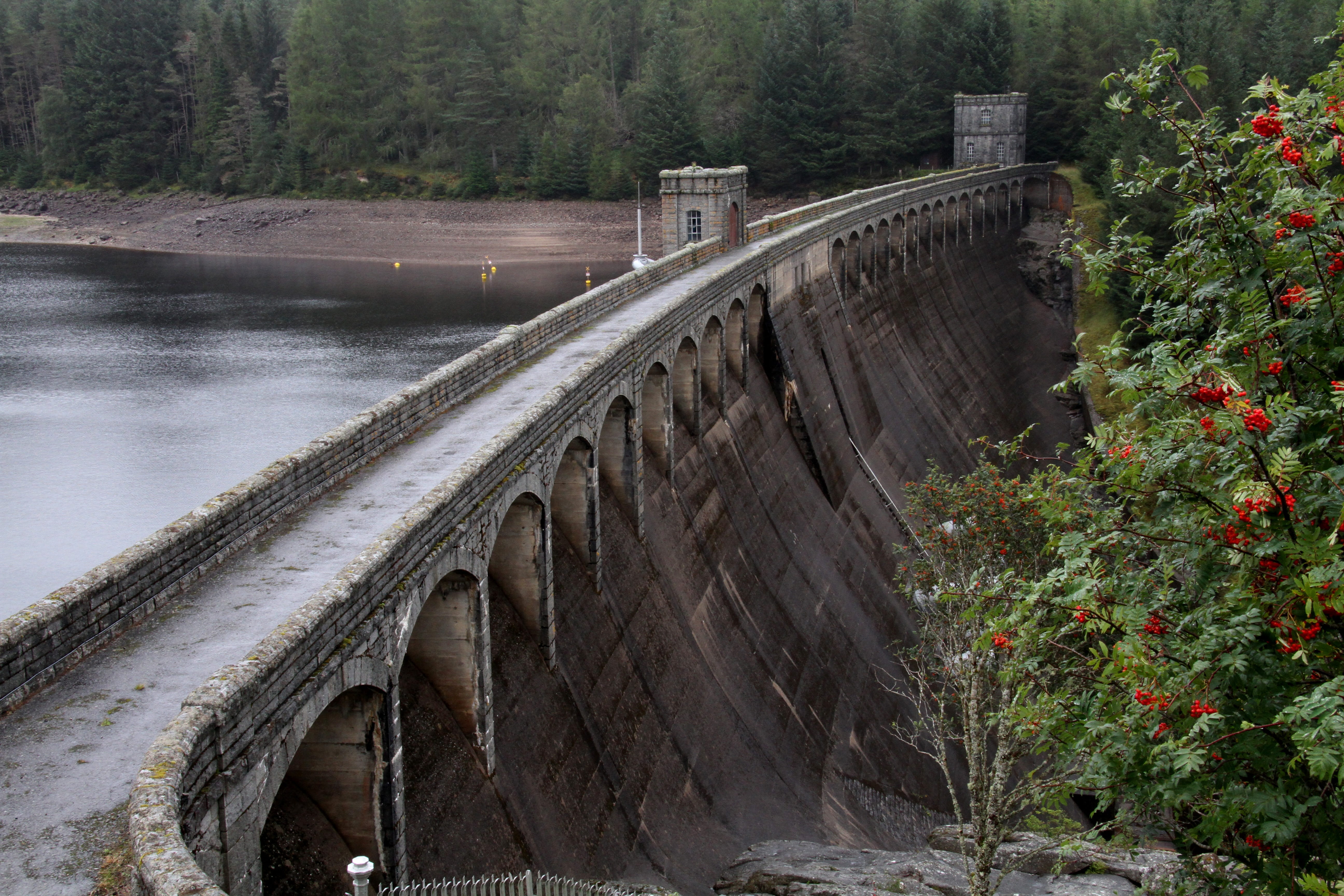 river, architecture, dam, motion, fuel and power generation, flowing, transportation, outdoors, flowing water, built structure, scotland, no people, bridge, HD Wallpaper