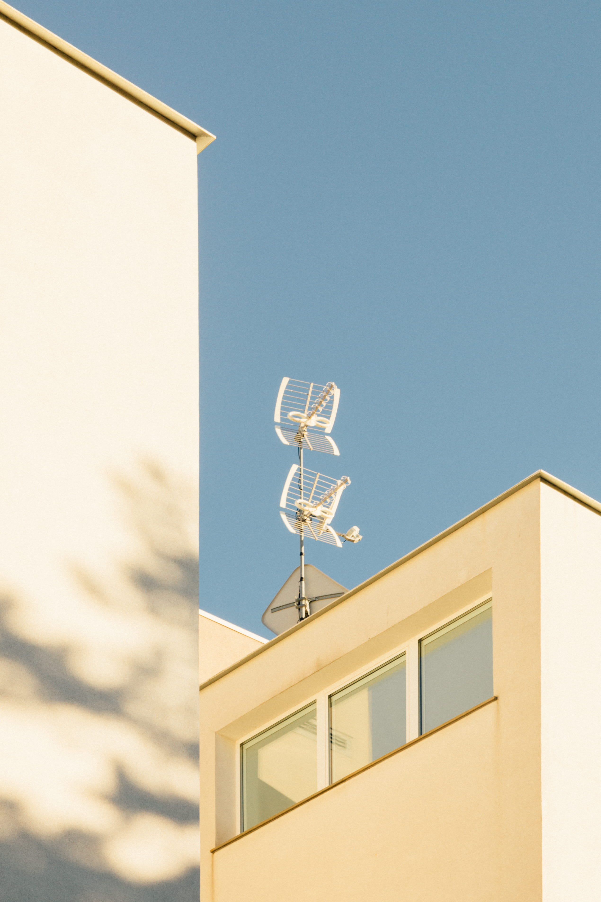 blue, sunny, window, nature, day, clear sky, weather vane, antenna, high section, residential district, no people, built structure, building exterior, sky, Phone HD Wallpaper