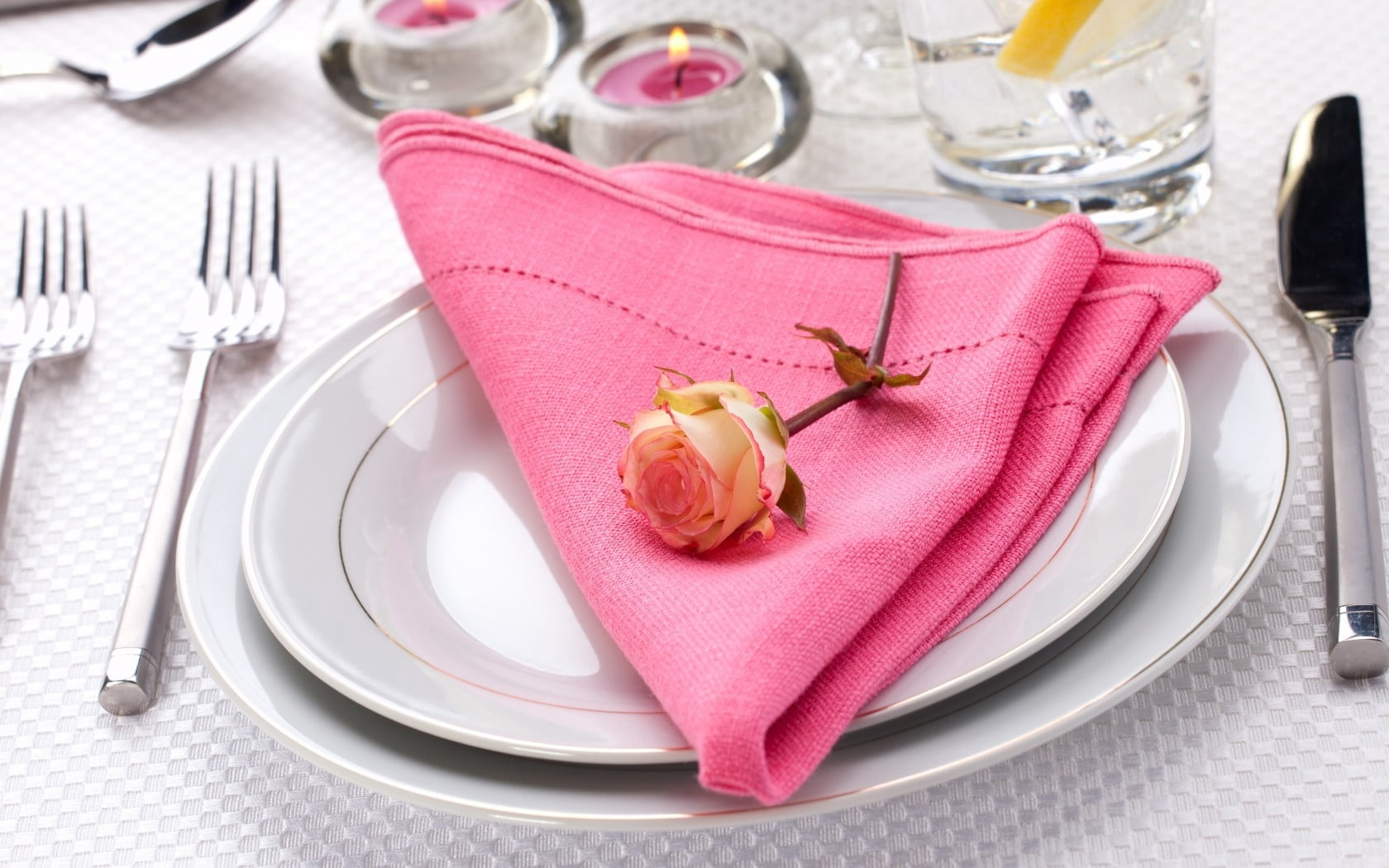 knife, plates, pink Color, spoon, place Setting, table Knife, decor, meal, silverware, crockery, table, no People, tableware, plant, glass, event, beauty in nature, HD Wallpaper