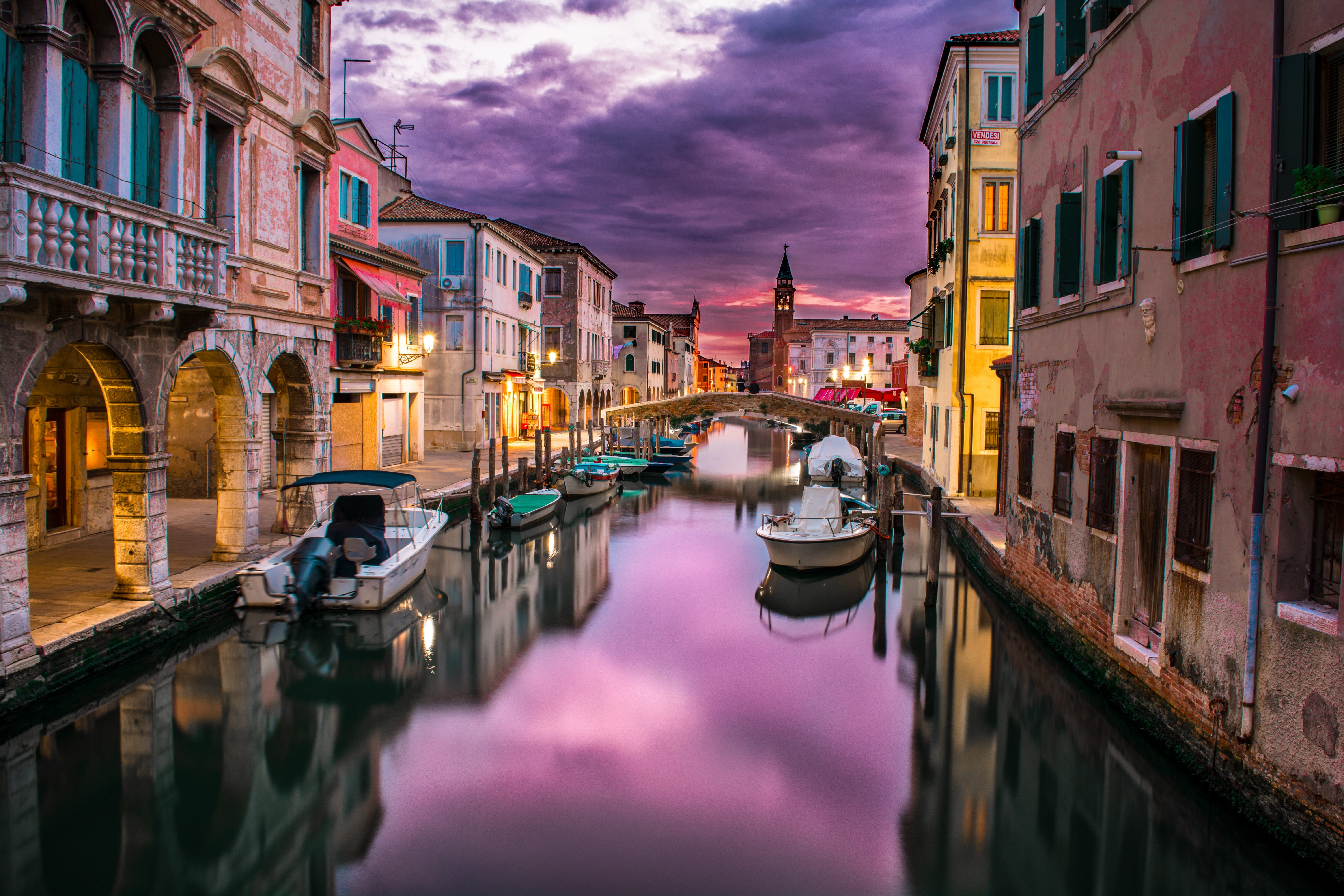 venetian, waterfront, building, nature, cloud - sky, bridge - man made structure, city, nautical vessel, timelapse, boat, cityscape, mode of transportation, HD Wallpaper