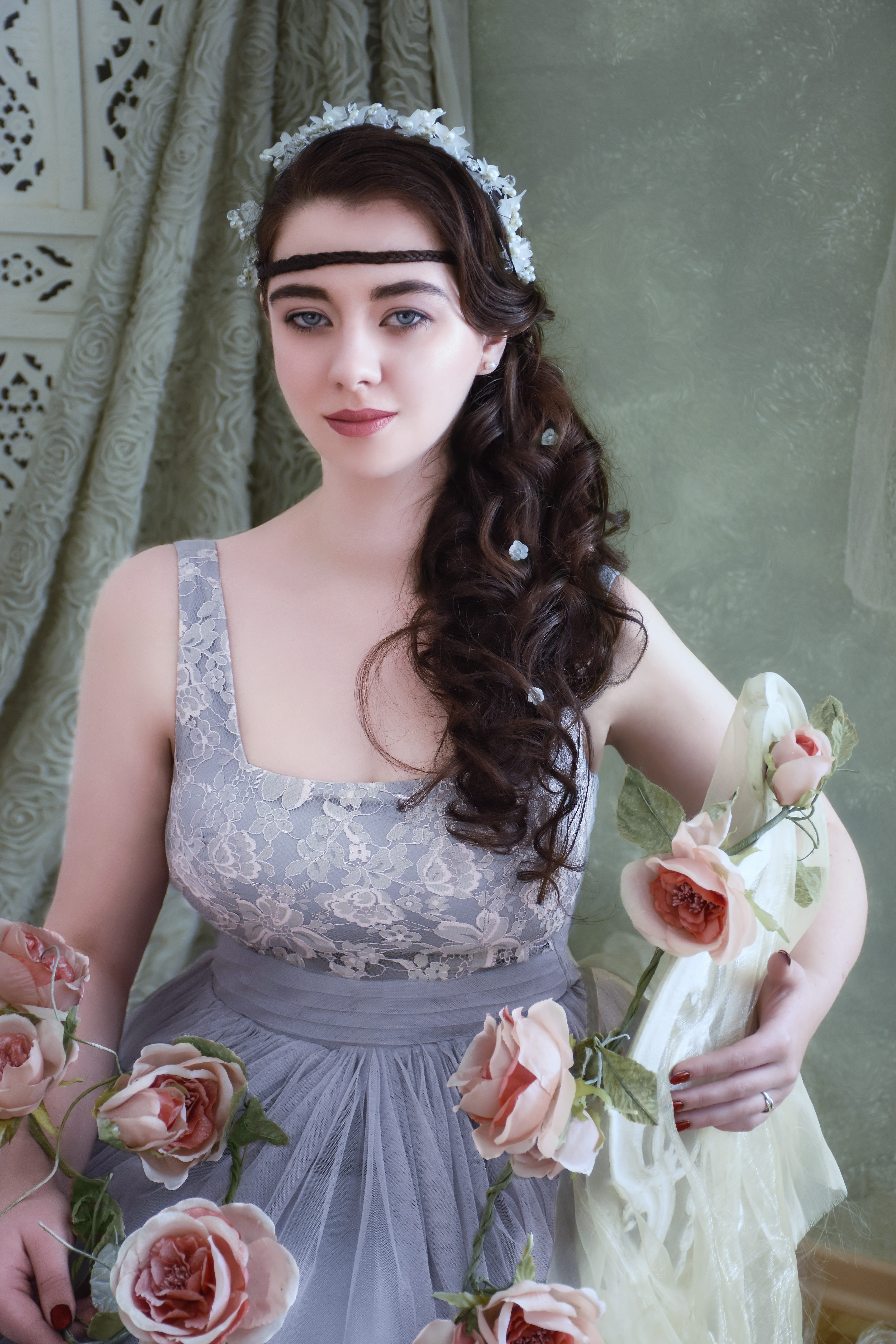fashion, standing, real people, photo, young adult, 5K, vintage, flower arrangement, camera, old, jewellery, bouquet, image, wedding, backgrounds, background, Phone HD Wallpaper