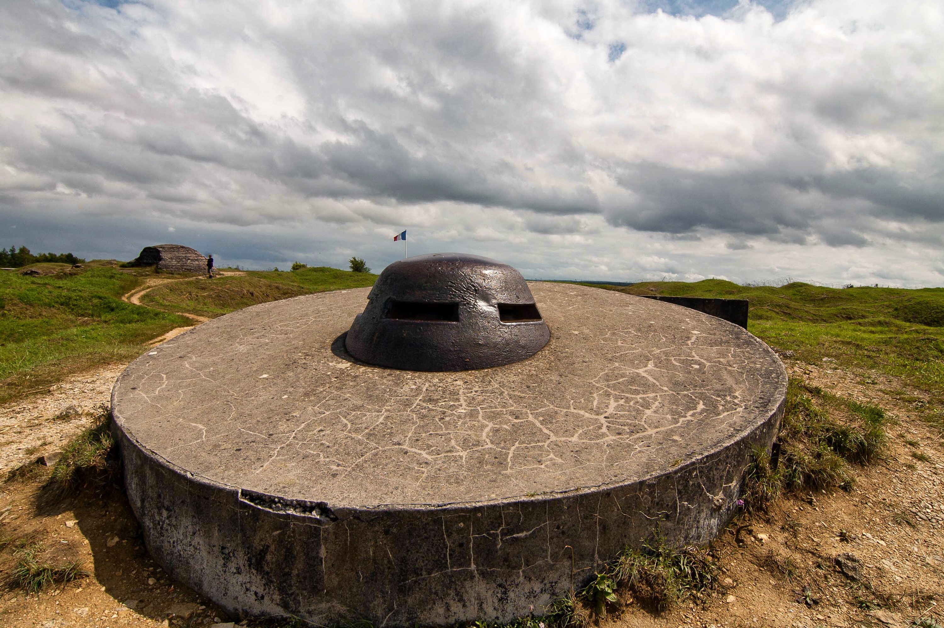 fort, water, circle, wheel, history, day, cloudscape, first world war, sky, douamont, the past, thin, 2K, travel destinations, landscape, cloud - sky, HD Wallpaper