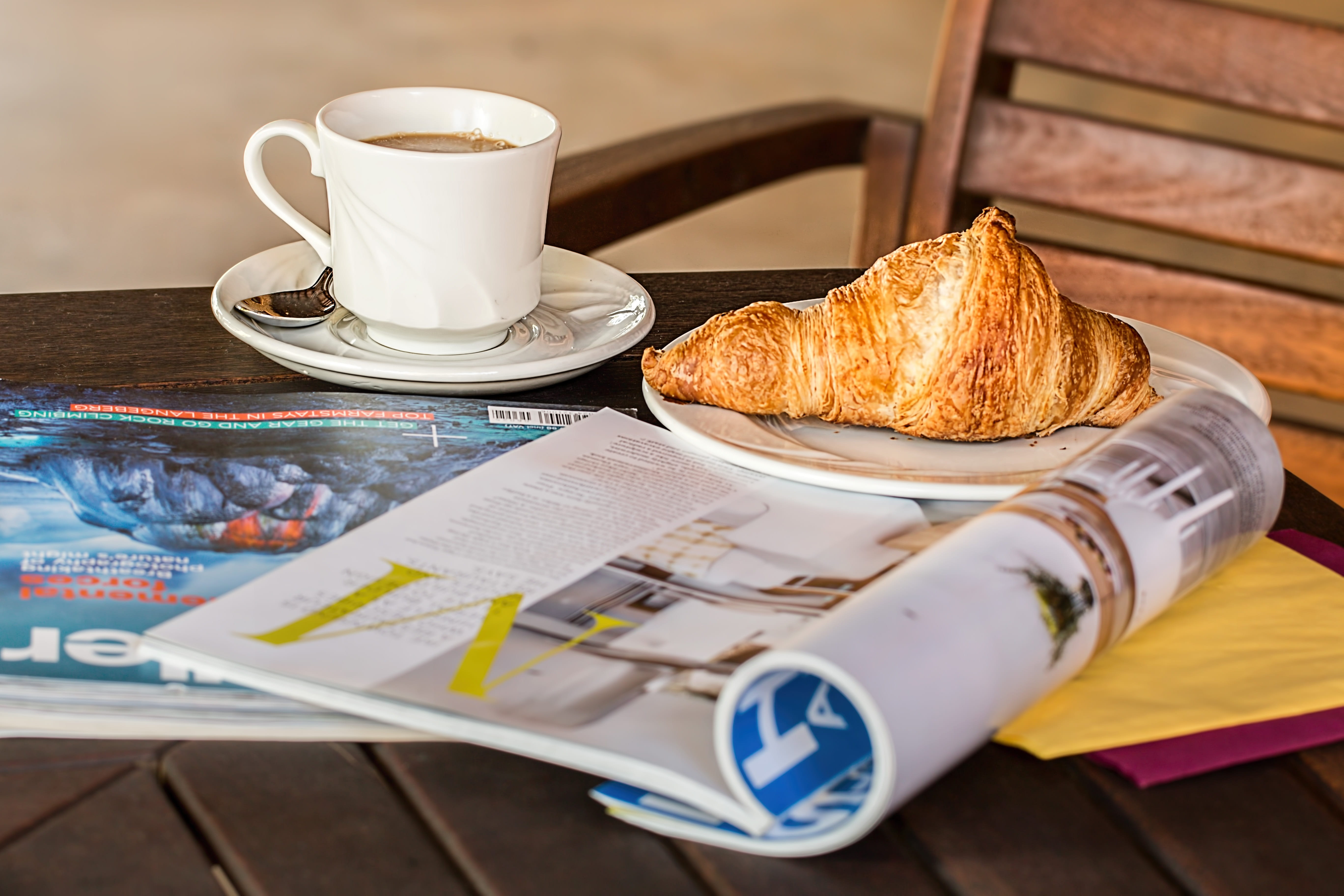 french food, no people, read, food and drink, 5K, meal, white, trend, drink, cup, inform, coffee break, coffee - drink, reading, newspaper, ceramic, information, HD Wallpaper
