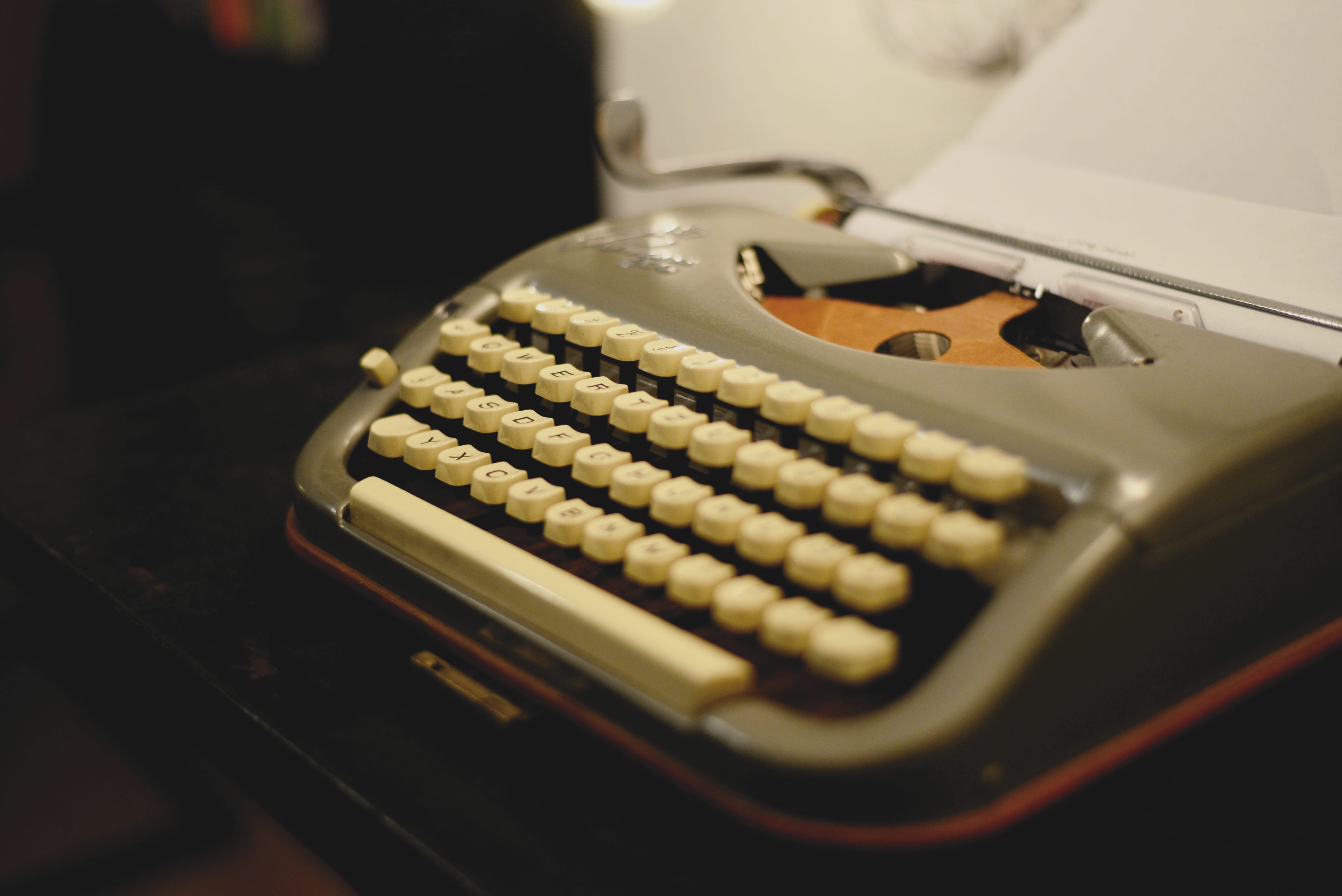 retro styled, table, publish, equipment, lancer, typewriter, old, retro, history, machine, letters, indoors, writer, mechanical, the history of typing, HD Wallpaper