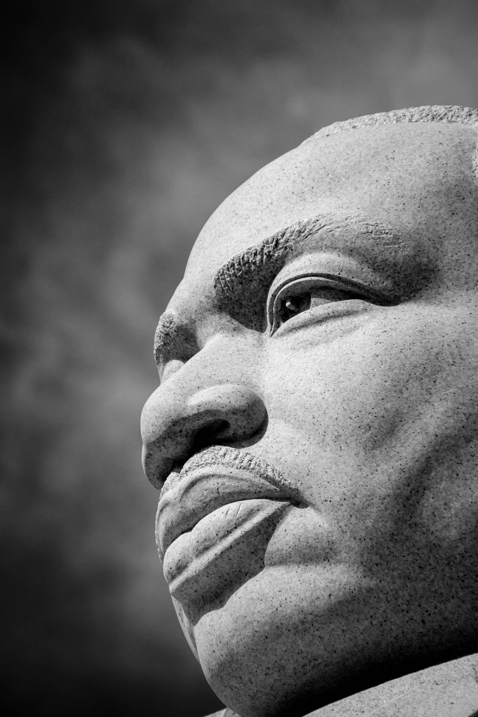 belief, statue, history, usa, america, adult, washington, photo, human face, dc, military, grayscale, art and craft, symbol, 1080P, s, martin luther king, Phone HD Wallpaper