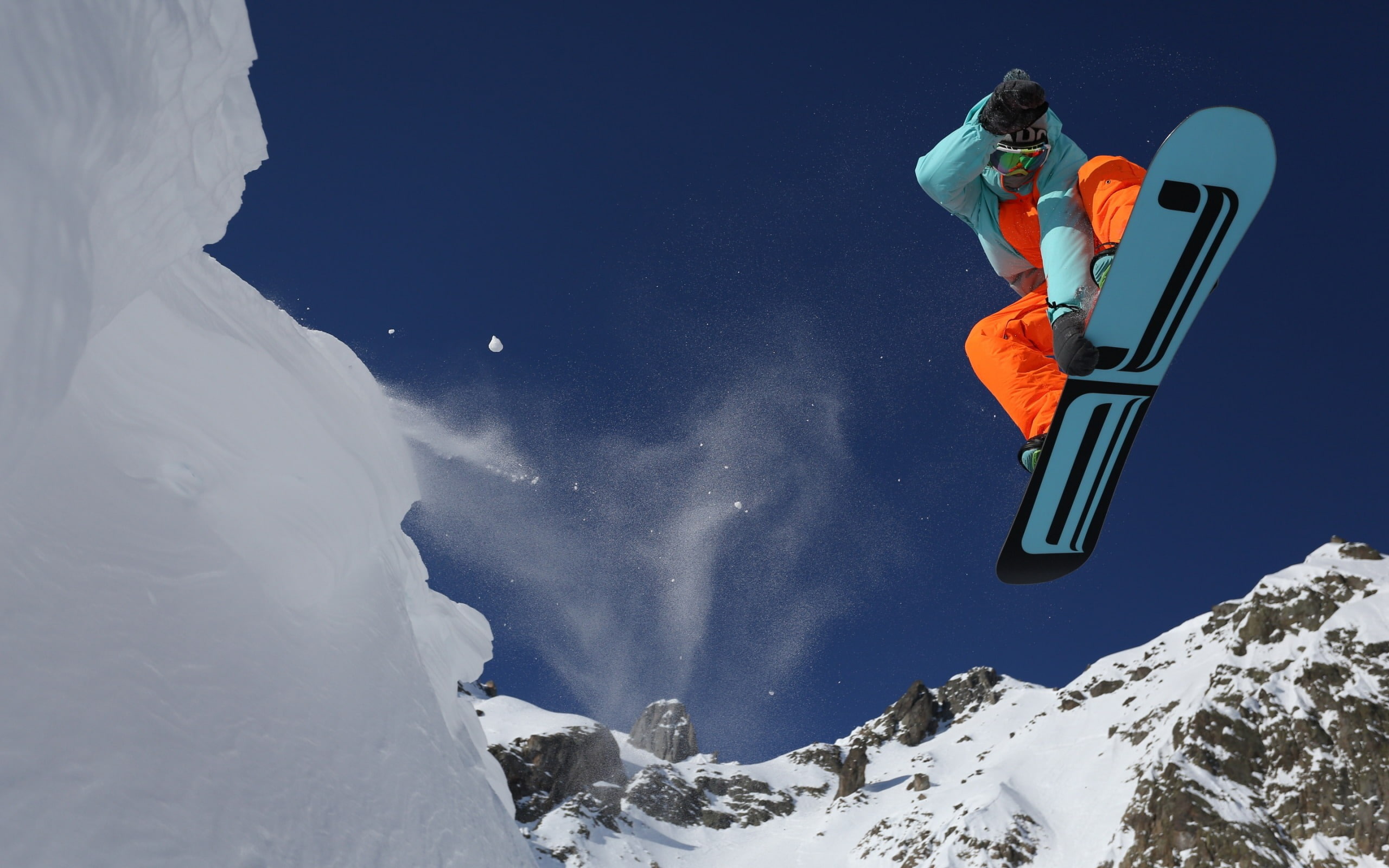mid-air, leisure activity, 2K, vacations, extreme sports, skill, snow, one person, outdoors, teal, sports, mountain range, cold temperature, extreme, beauty in nature, HD Wallpaper