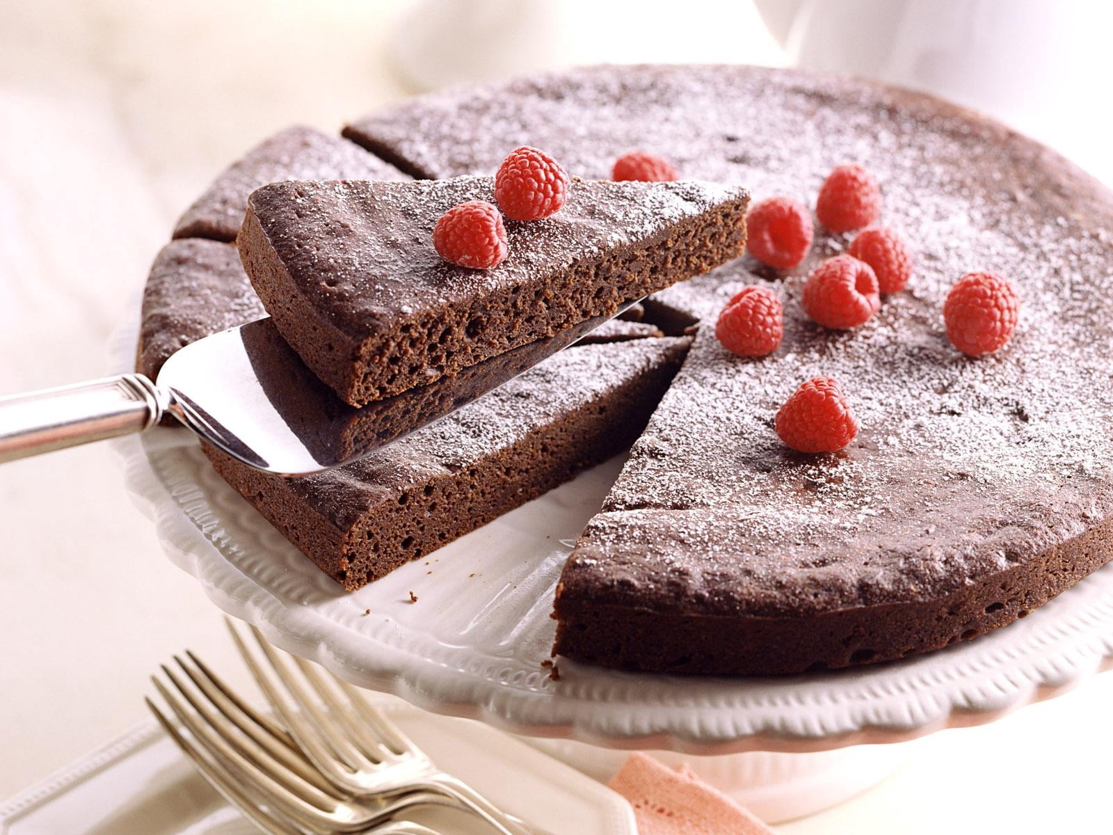 raspberry, ready-to-eat, dessert, berry fruit, sliced, chocolate cake, cake, freshness, indoors, sweet, baked, temptation, fork, close-up, unhealthy eating, HD Wallpaper