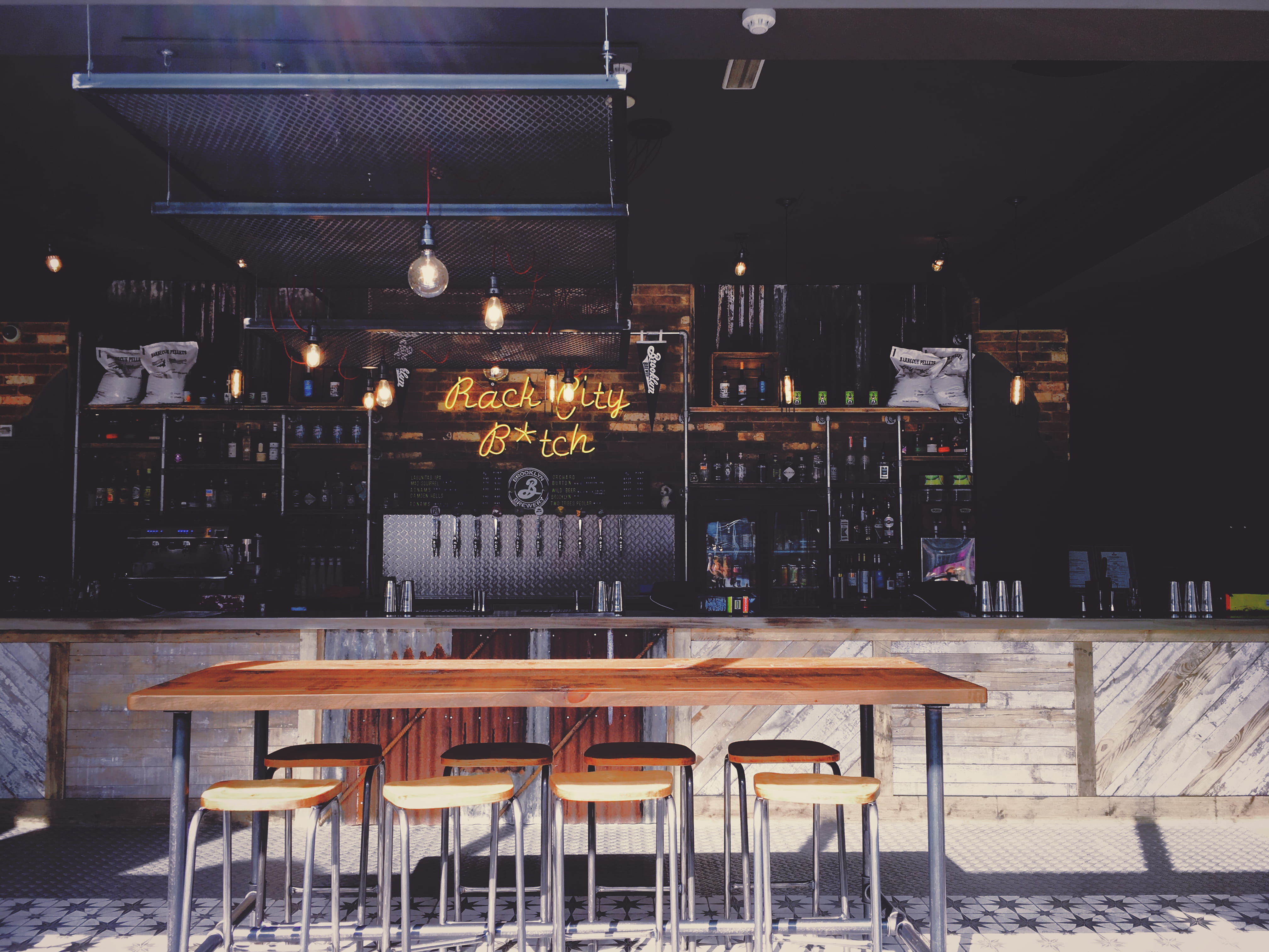 stools, lager, cafe, table, architecture, neon sign, no People, 4K, neon, sign, sunlight, modern, urban Scene, bar - Drink Establishment, stool, counter, HD Wallpaper