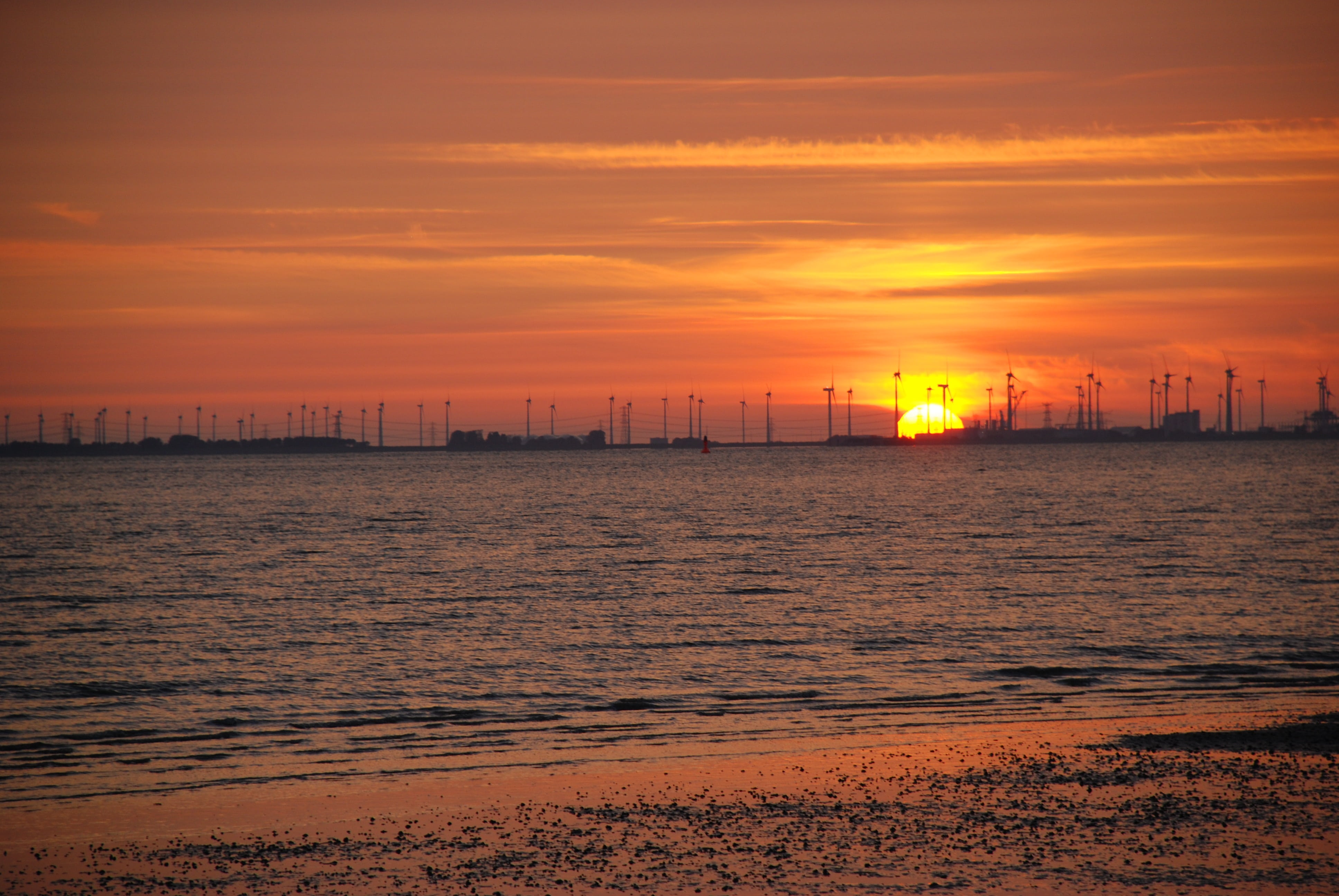 cloud - sky, city, afterglow, outdoors, beach, sea, sun, tranquility, industry, emden, romantic sky, building exterior, sunset, coast, beauty in nature, HD Wallpaper