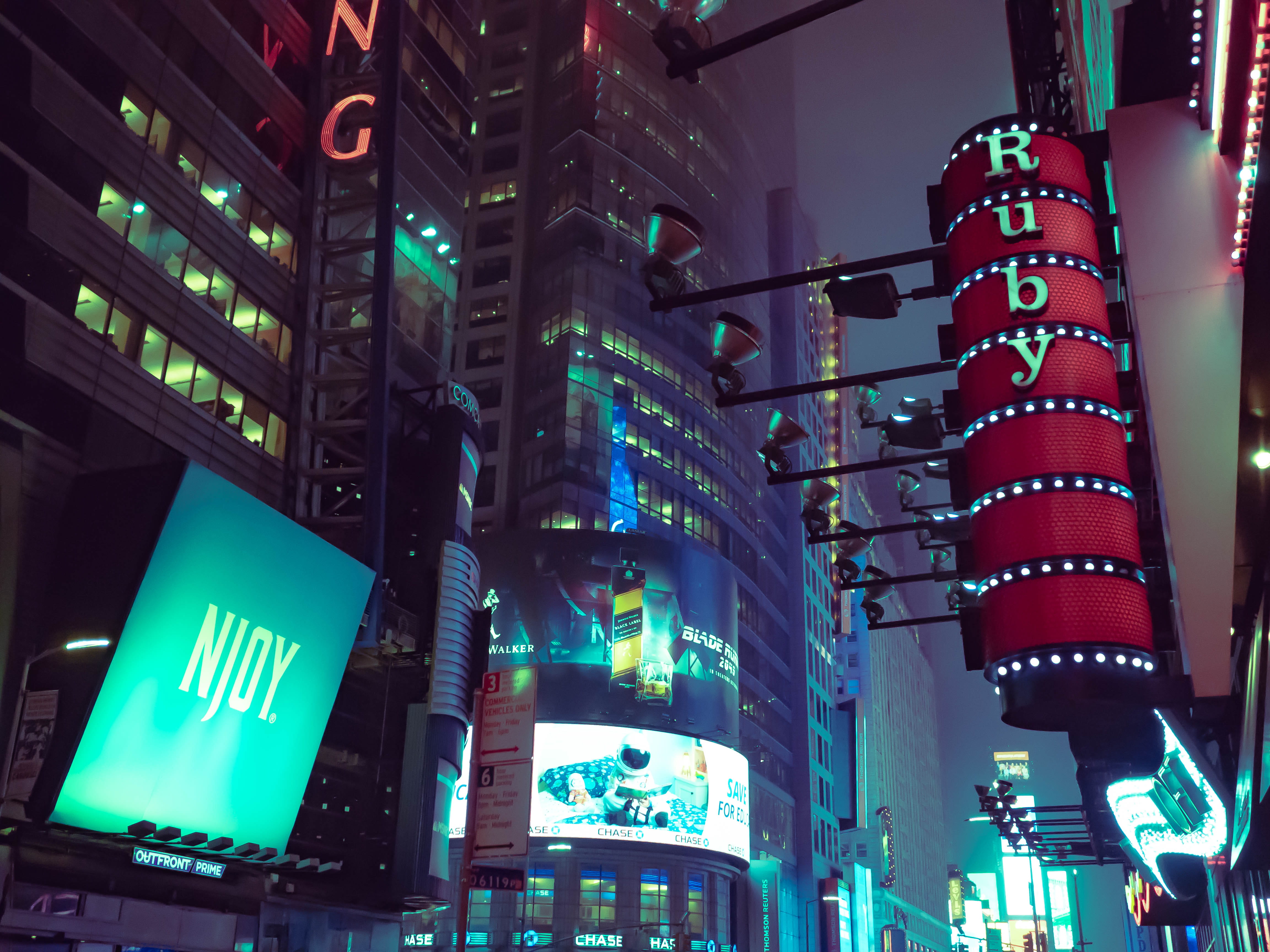 building exterior, blade runner, sign, photograhy, city lights, usa, architecture, illumination, new york, night time, building, advertisement, big screens, HD Wallpaper