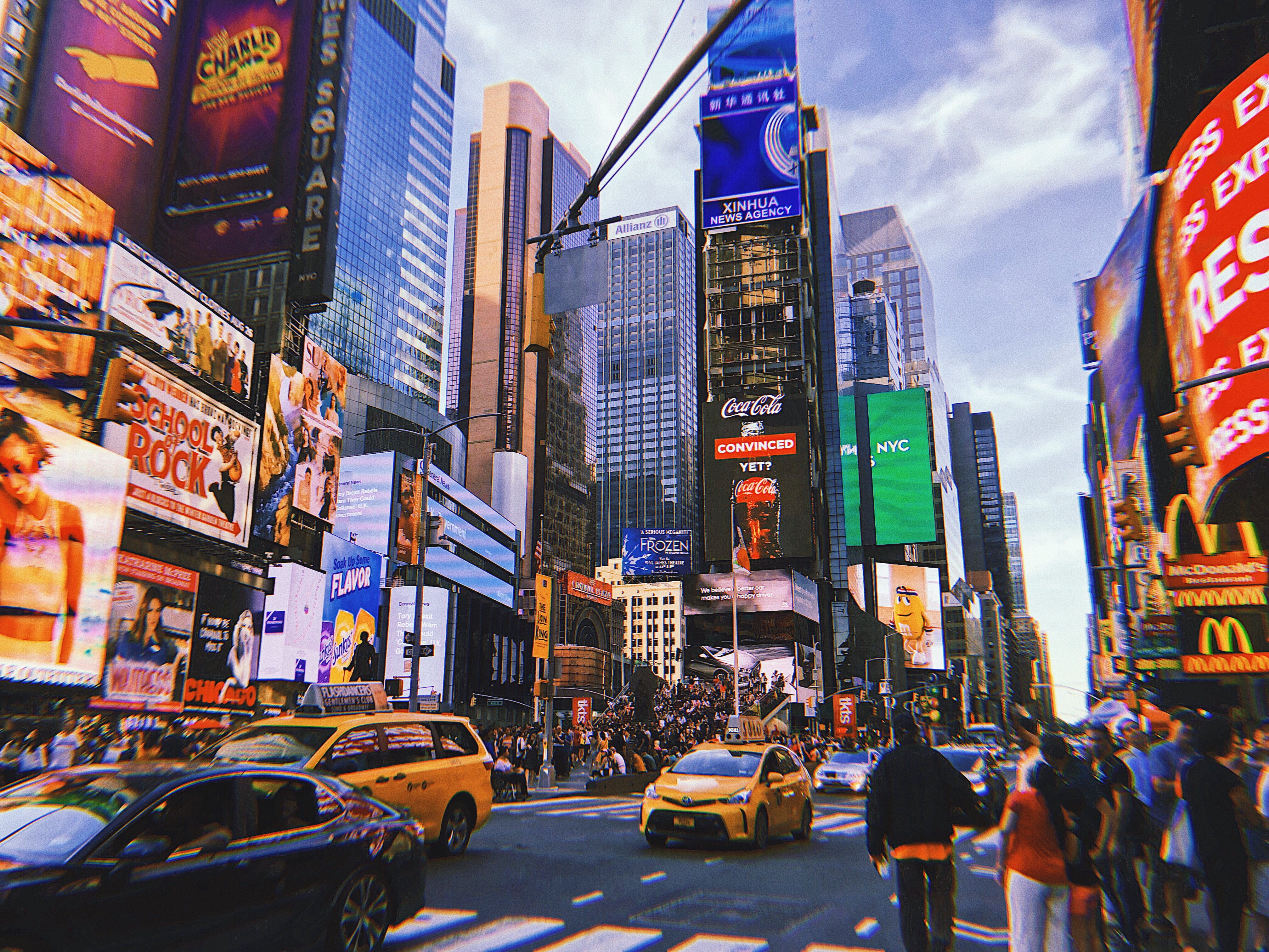 cab, new york city, city life, building exterior, 4K, modern, automobile, motor vehicle, times square, human, car, road, town, taxi, office building exterior, HD Wallpaper