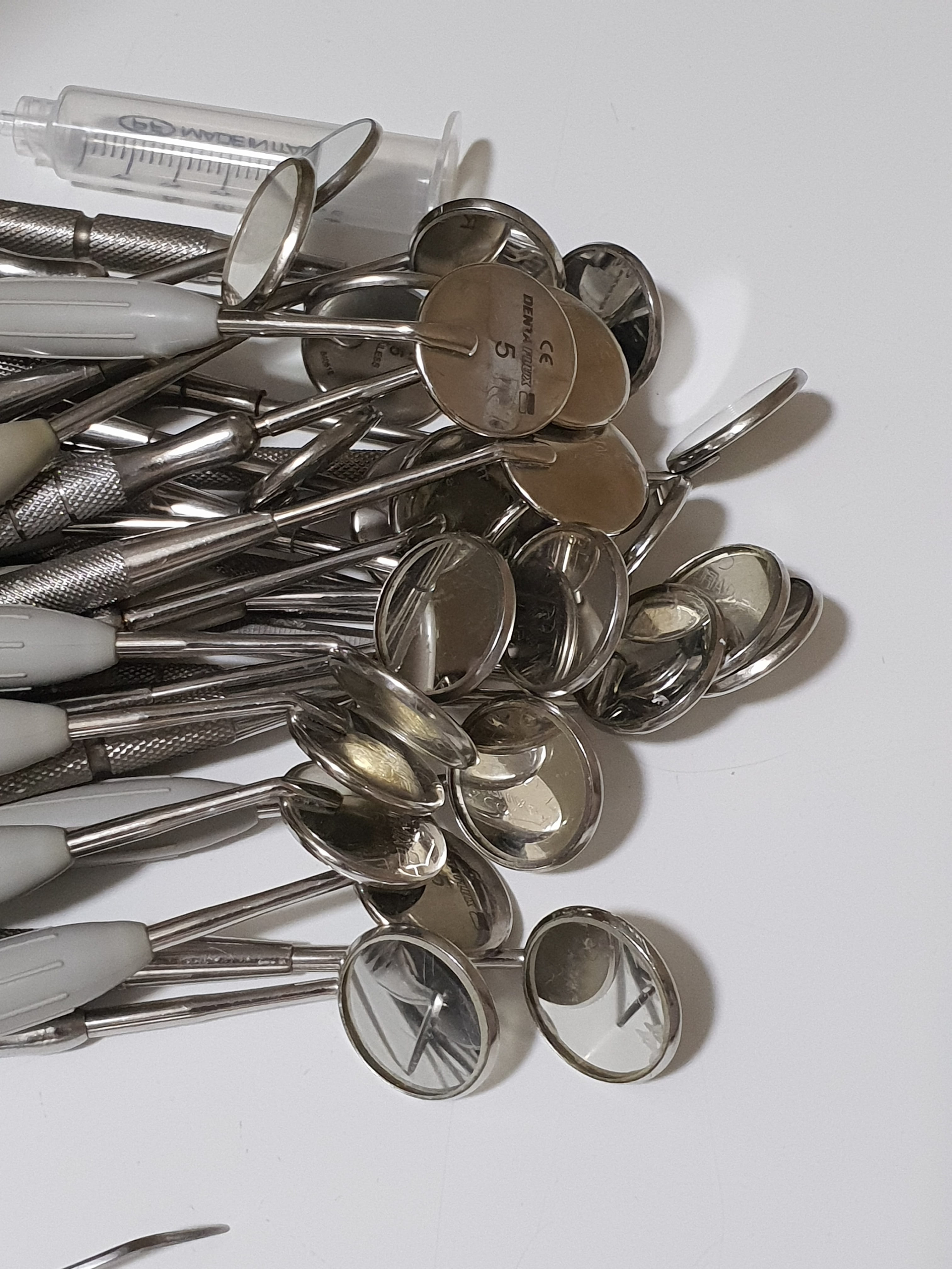 fork, instrumentation, dentist, indoors, metal, spoon, still life, kitchen utensil, studio shot, abundance, 4K, no people, large group of objects, dental, Phone HD Wallpaper