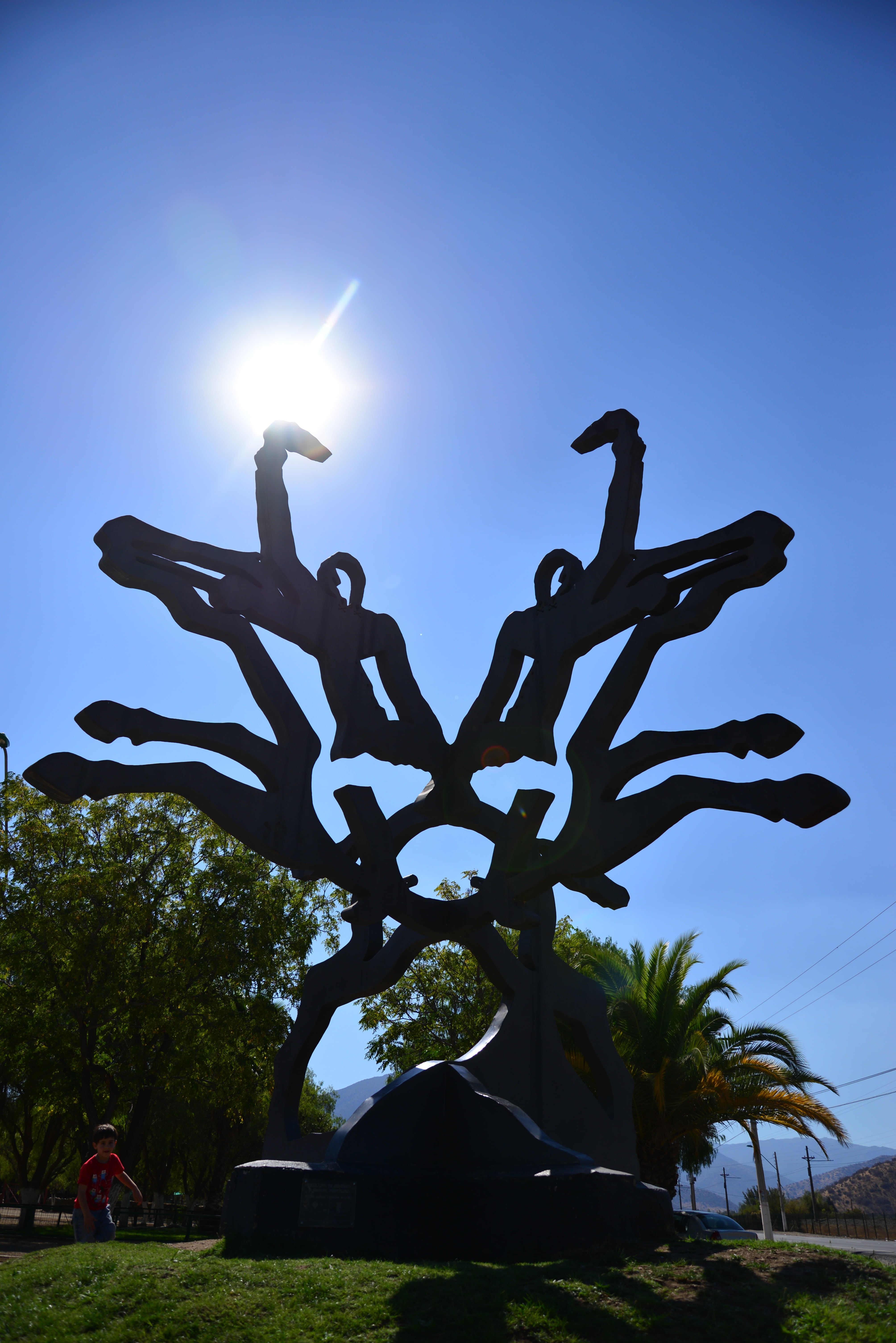 no people, daring, sculpture, human representation, independence, manuel rodriguez, art and craft, blue, clear sky, silhouette, representation, outdoors, Phone HD Wallpaper