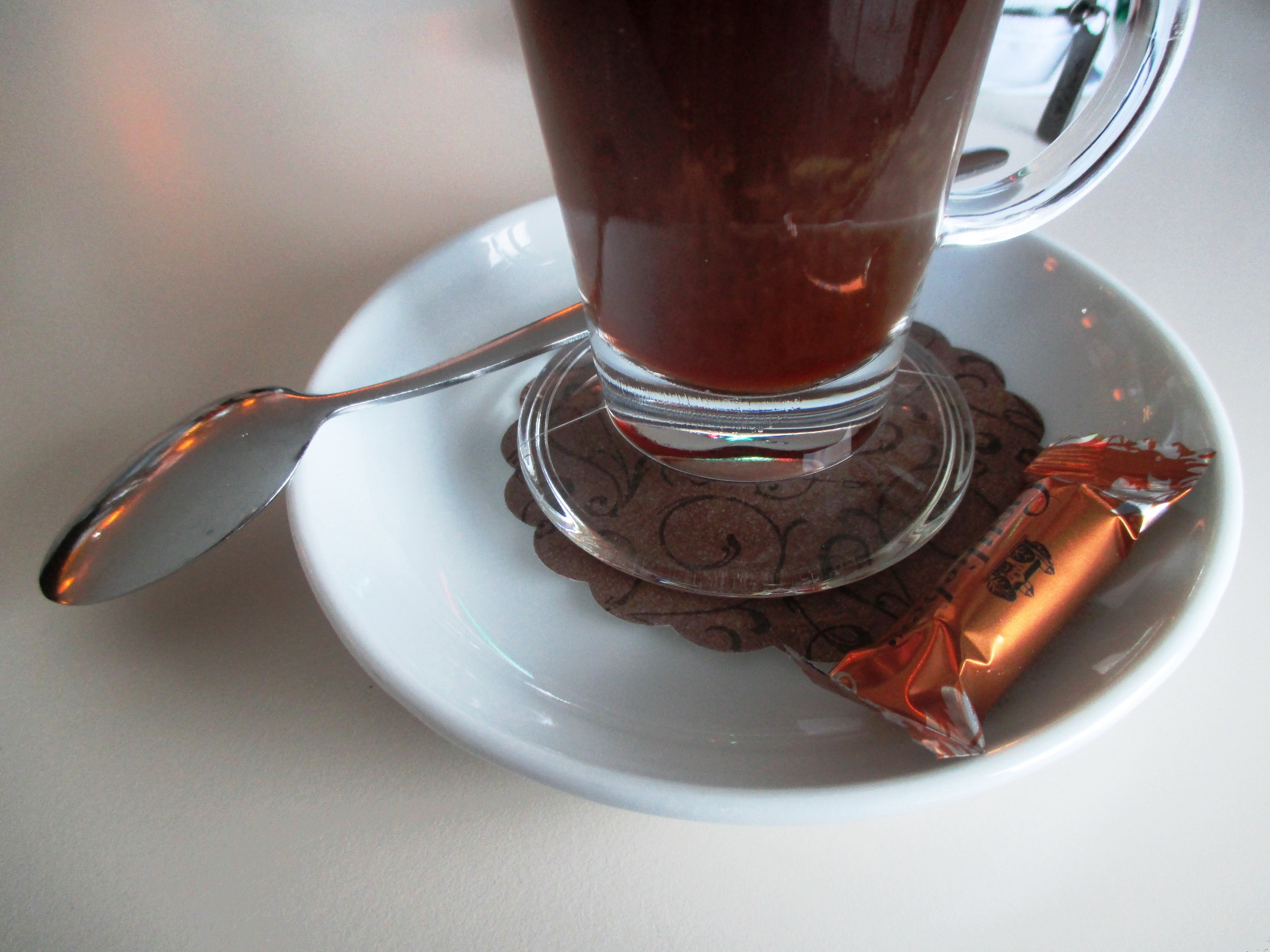 saucer, gottlieben, spoon, hot drink, plate, candy, food, breakfast, silvery, cup, gottlieber lake café, drink, coffee with schnapps, table, coffee - drink, HD Wallpaper