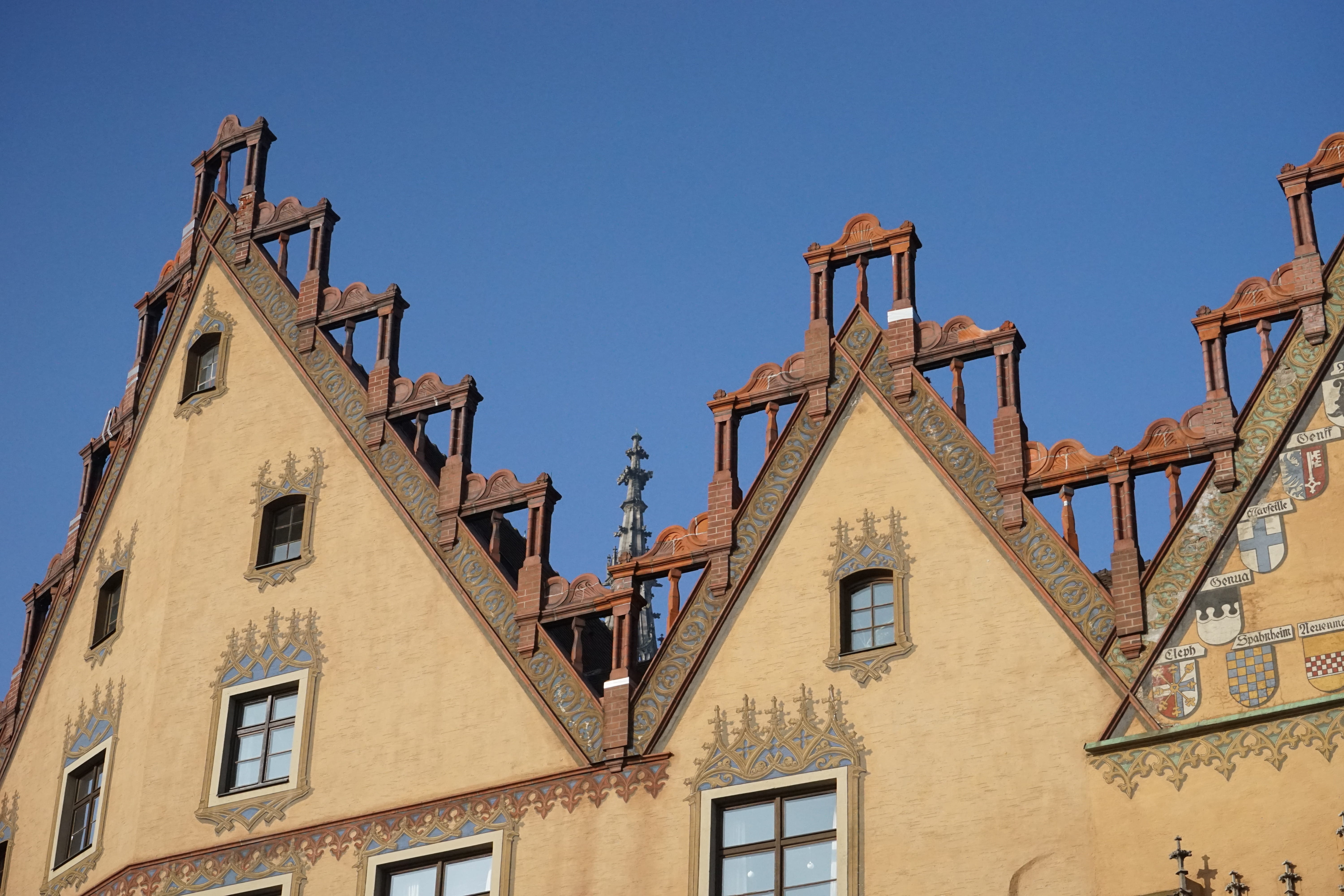 history, 5K, window, mural, monument, town hall ulm, sunlight, residential district, ulmer hall, home, frescoes, architecture, nature, the past, blue, HD Wallpaper