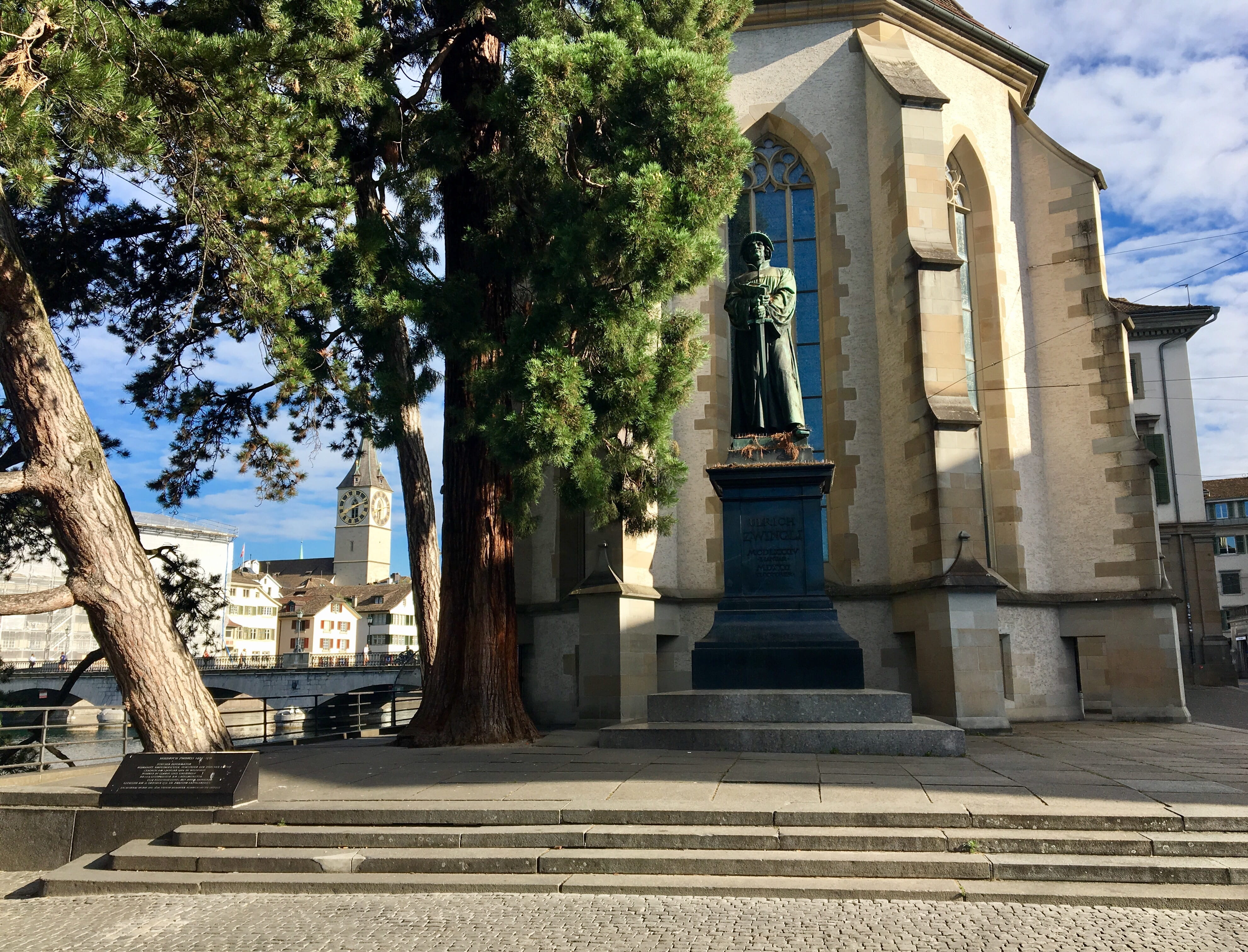 4K, built structure, history, calvinism, switzerland, water church, city, no people, tree, zurich, outdoors, staircase, europe, sculpture, grossmünster, HD Wallpaper