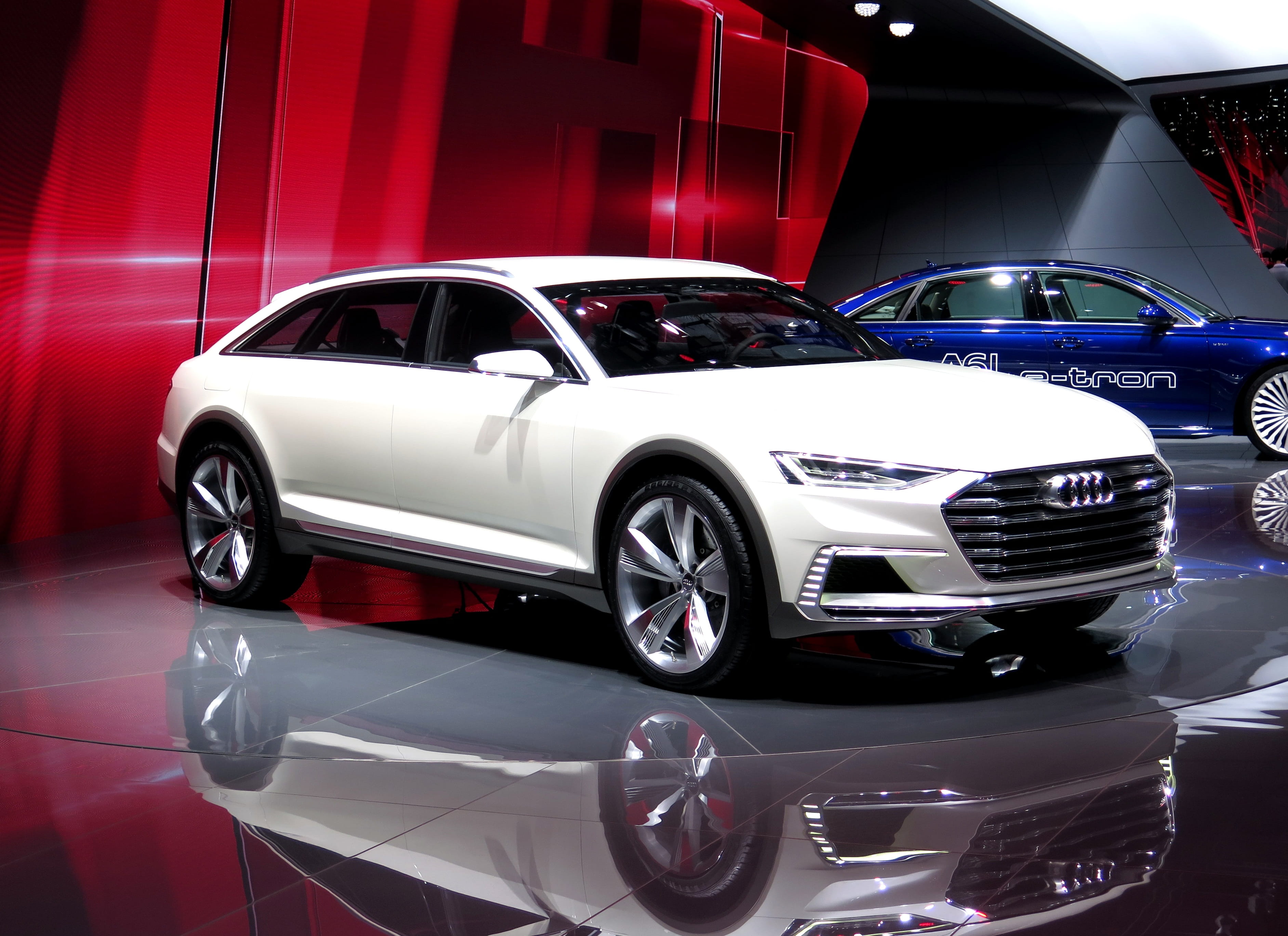 auto, indoors, car, land vehicle, retail, prologue, 2K, red, shopping, transportation, shanghai auto show, consumerism, reflection, sporty, luxury, modern, HD Wallpaper