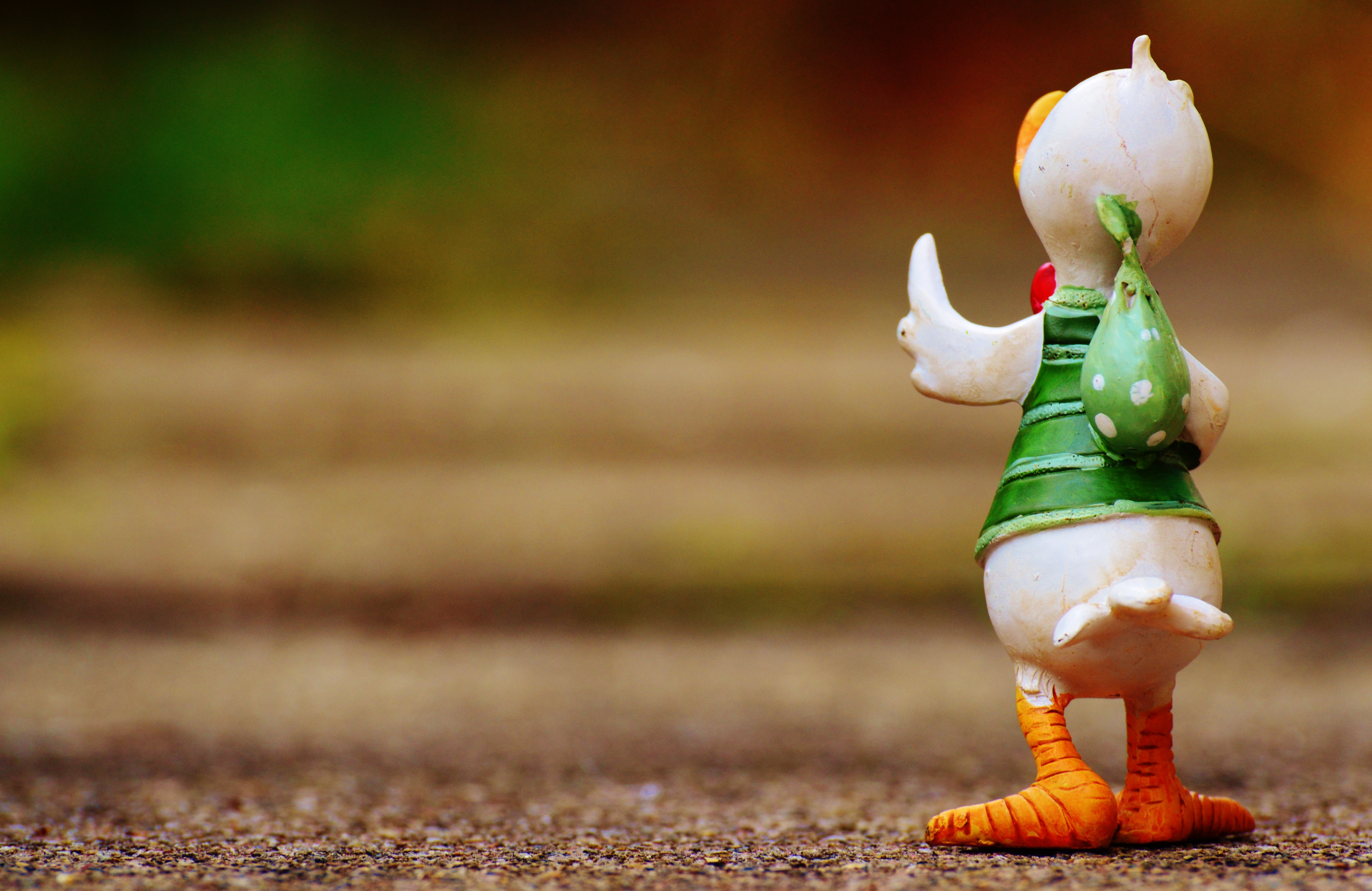 sculpture, hiking, close-up, selective focus, funny, art and craft, travel, courage, farewell, fun, toy, ceramic, 5K, white, figurine, figure, craft, hike, HD Wallpaper