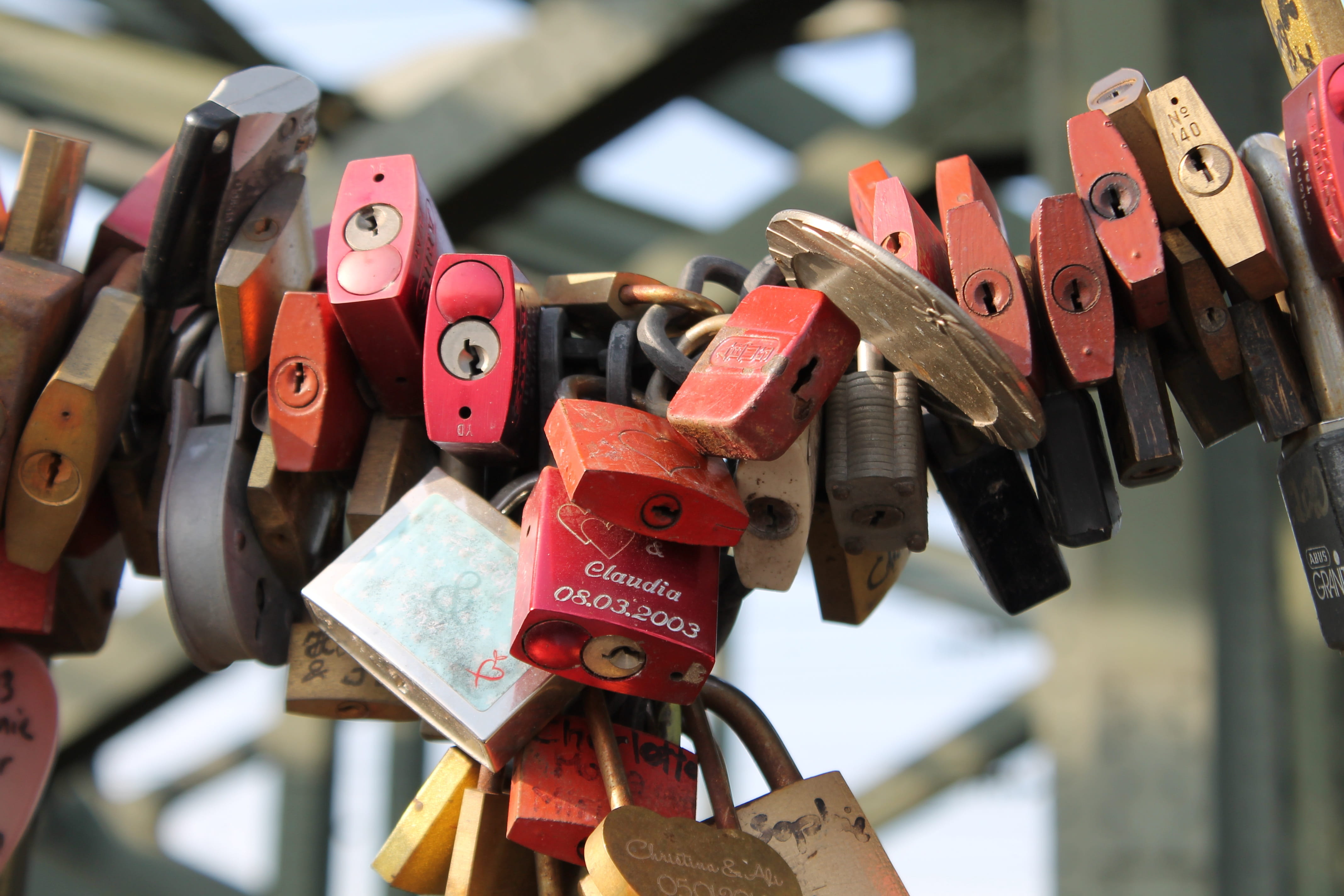 security, romantic, friendship, engraving, love locks, castle, romance, choice, safety, 4K, bridge, friendship palace, outdoors, connectedness, before, HD Wallpaper
