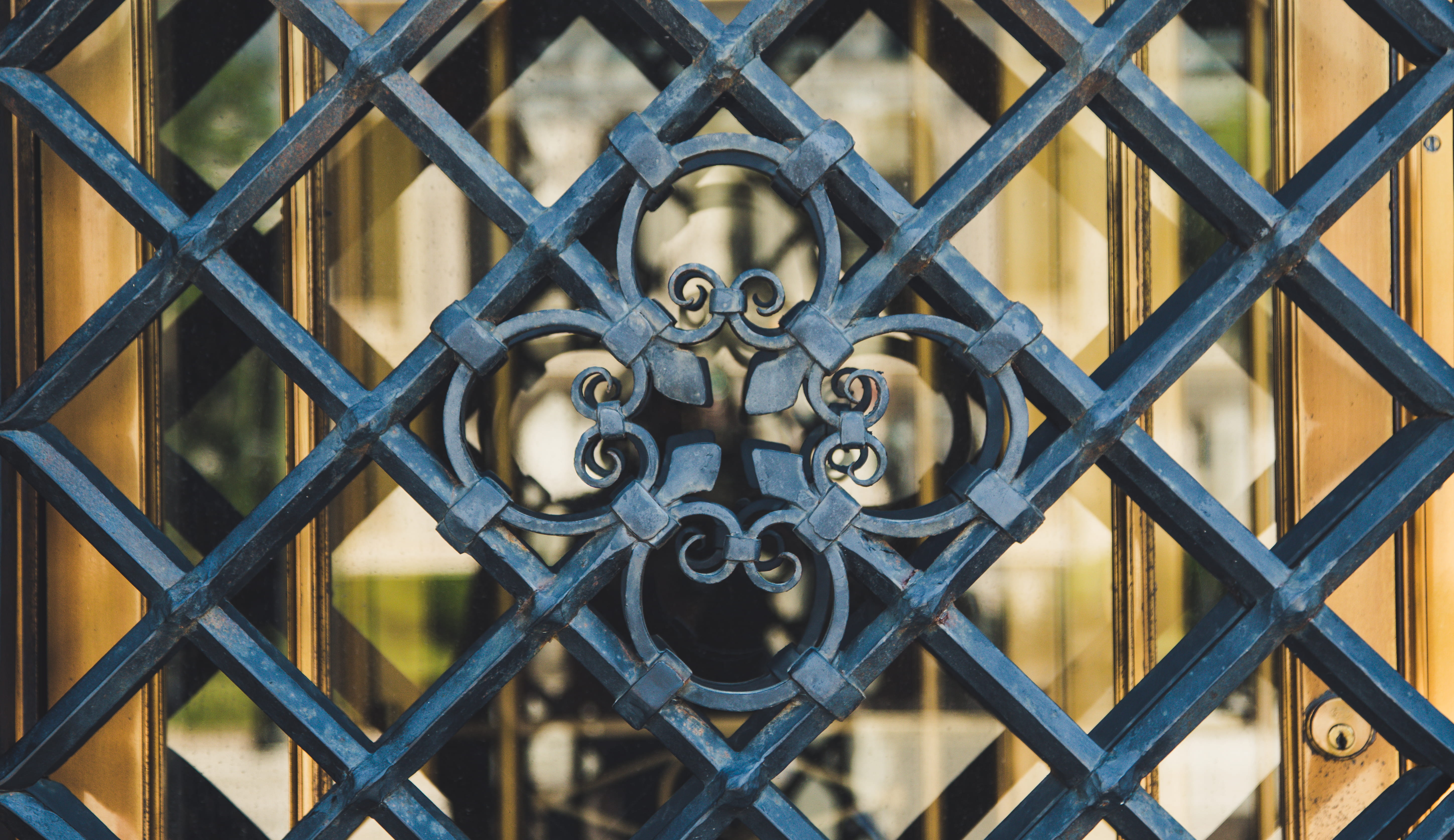 metal, protection, pattern, chainlink fence, boundary, design, safety, barrier, grate, close-up, focus on foreground, united states, grid, iron - metal, HD Wallpaper