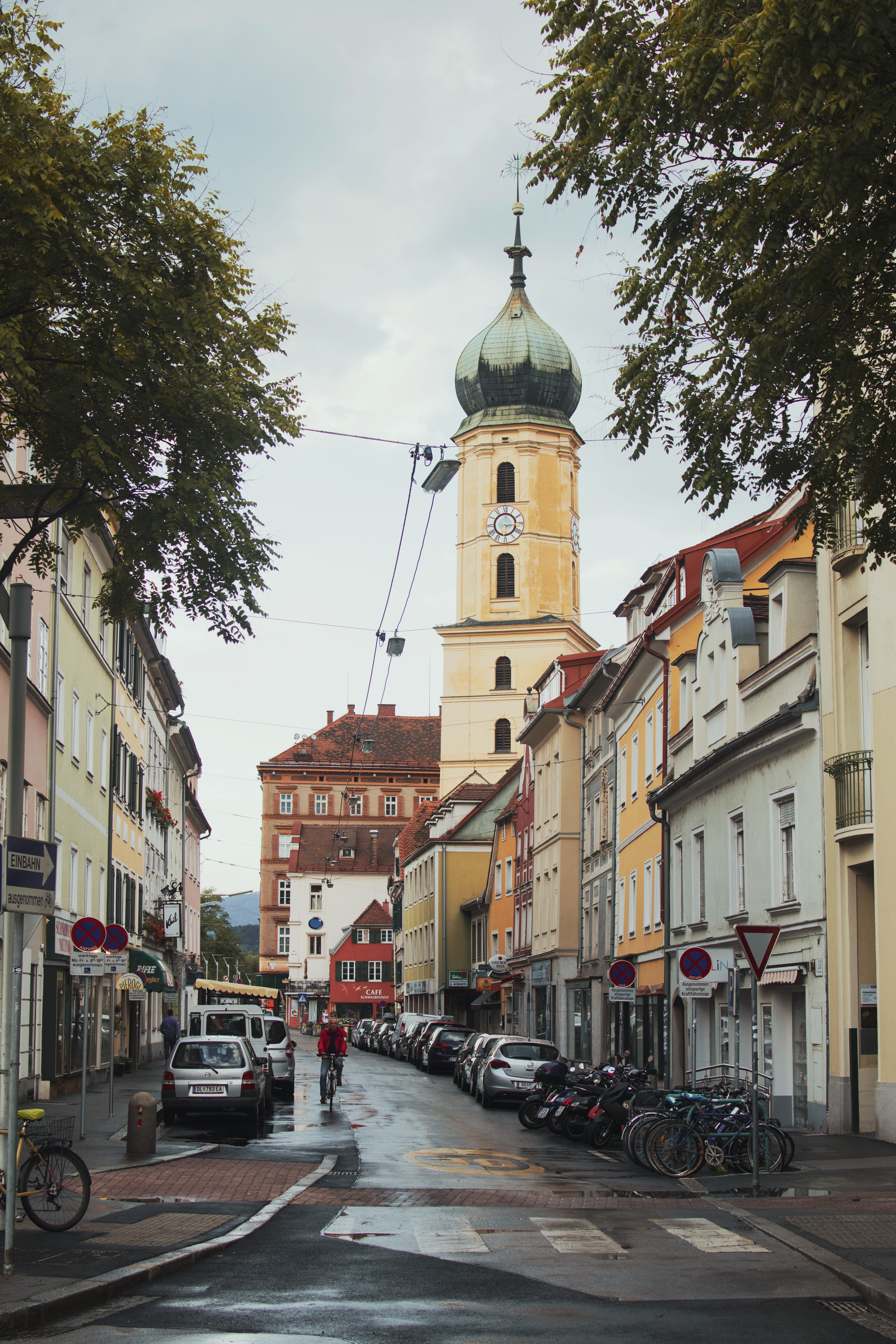 graz, transportation, building exterior, built structure, outdoors, religion, city, spirituality, car, tree, place of worship, street, mode of transportation, Phone HD Wallpaper