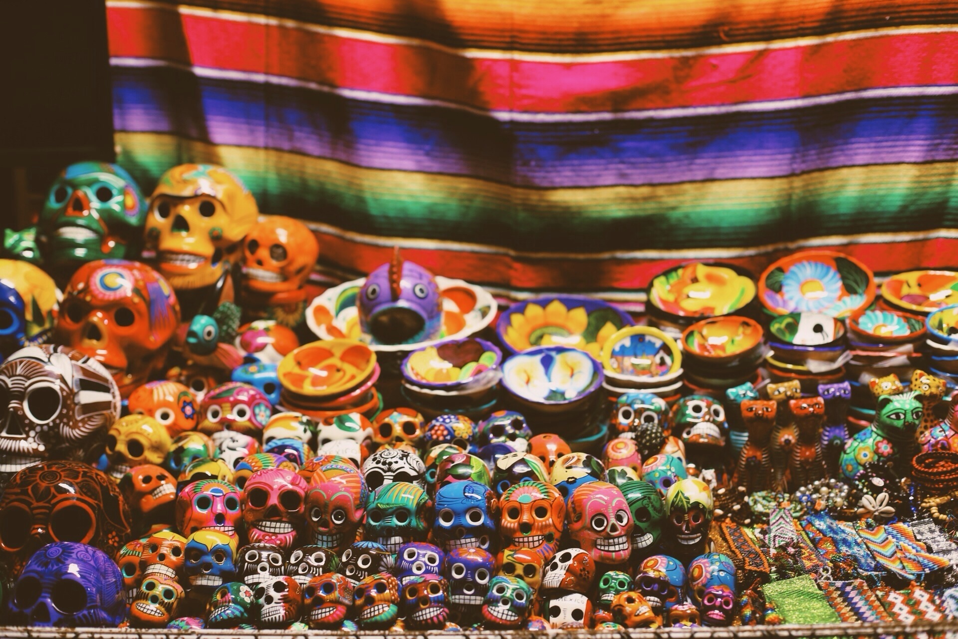 lot, skulls, decor, ceramic, arrangement, still life, craft, floral pattern, no people, store, variation, sale, art, choice, large group of objects, 1080P, HD Wallpaper