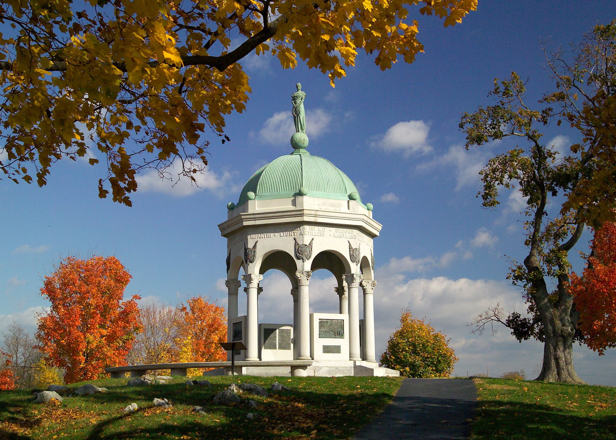 building exterior, american civil war, beauty in nature, clouds, 1080P, outside, day, outdoors, countryside, change, growth, building, fall, built structure, HD Wallpaper