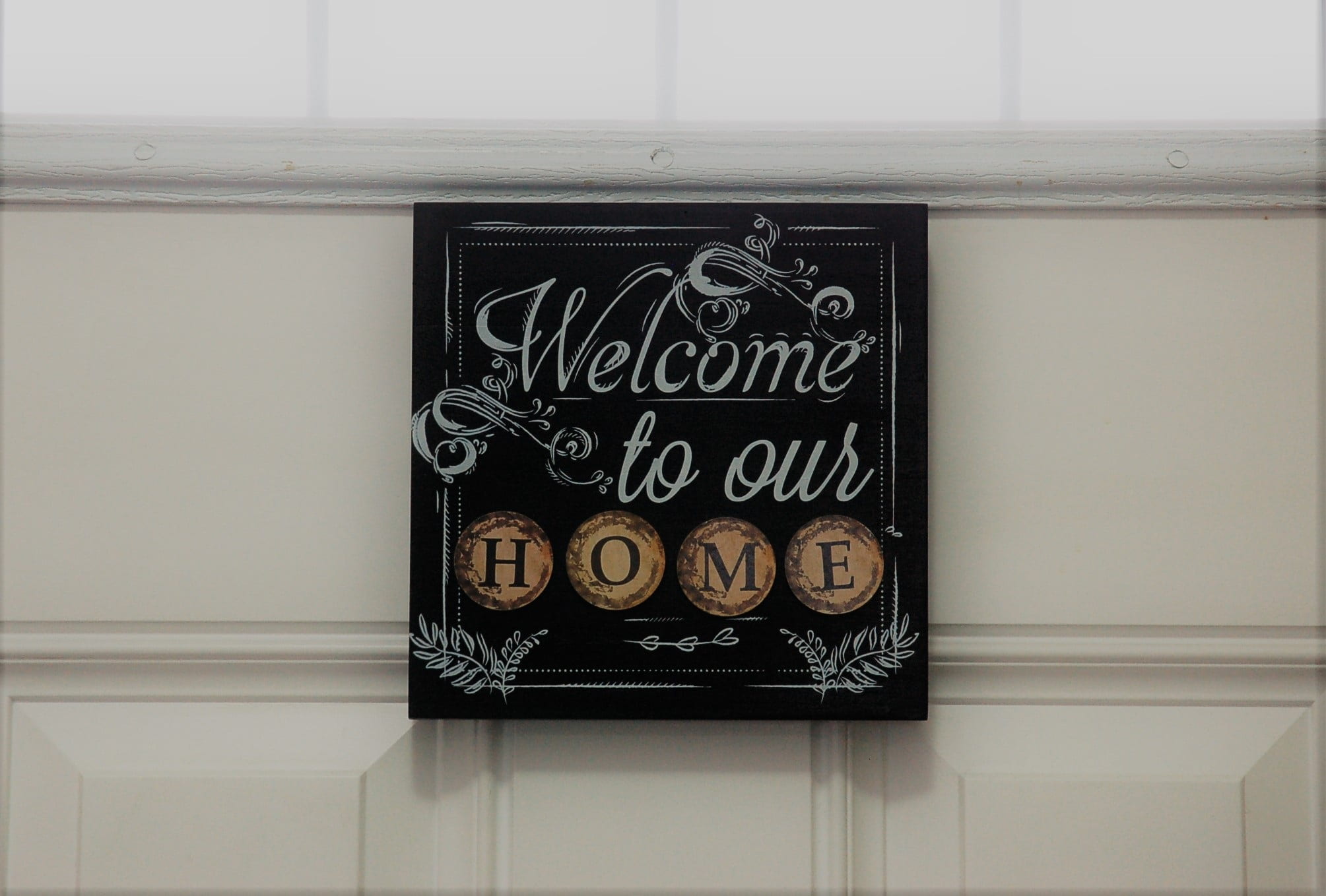 western script, 1080P, day, sign, no people, pattern, house, shelf, architecture, home, wall - building feature, text, welcome, inside, wood - material, HD Wallpaper